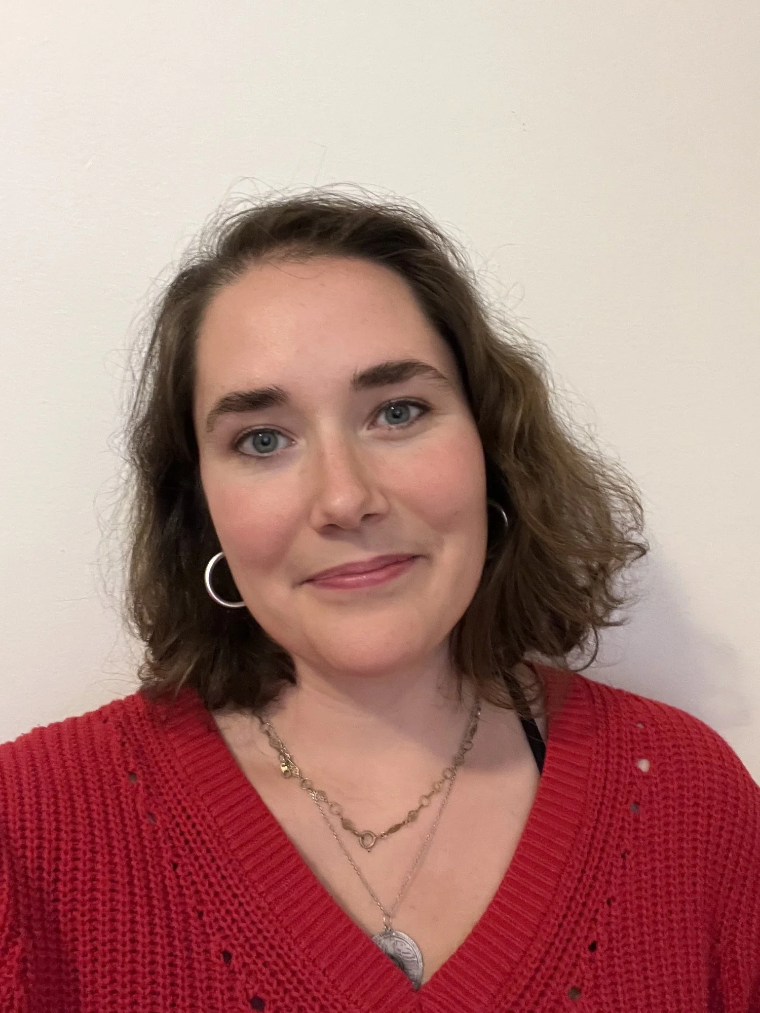 Adriana Hillas headshot.jpeg