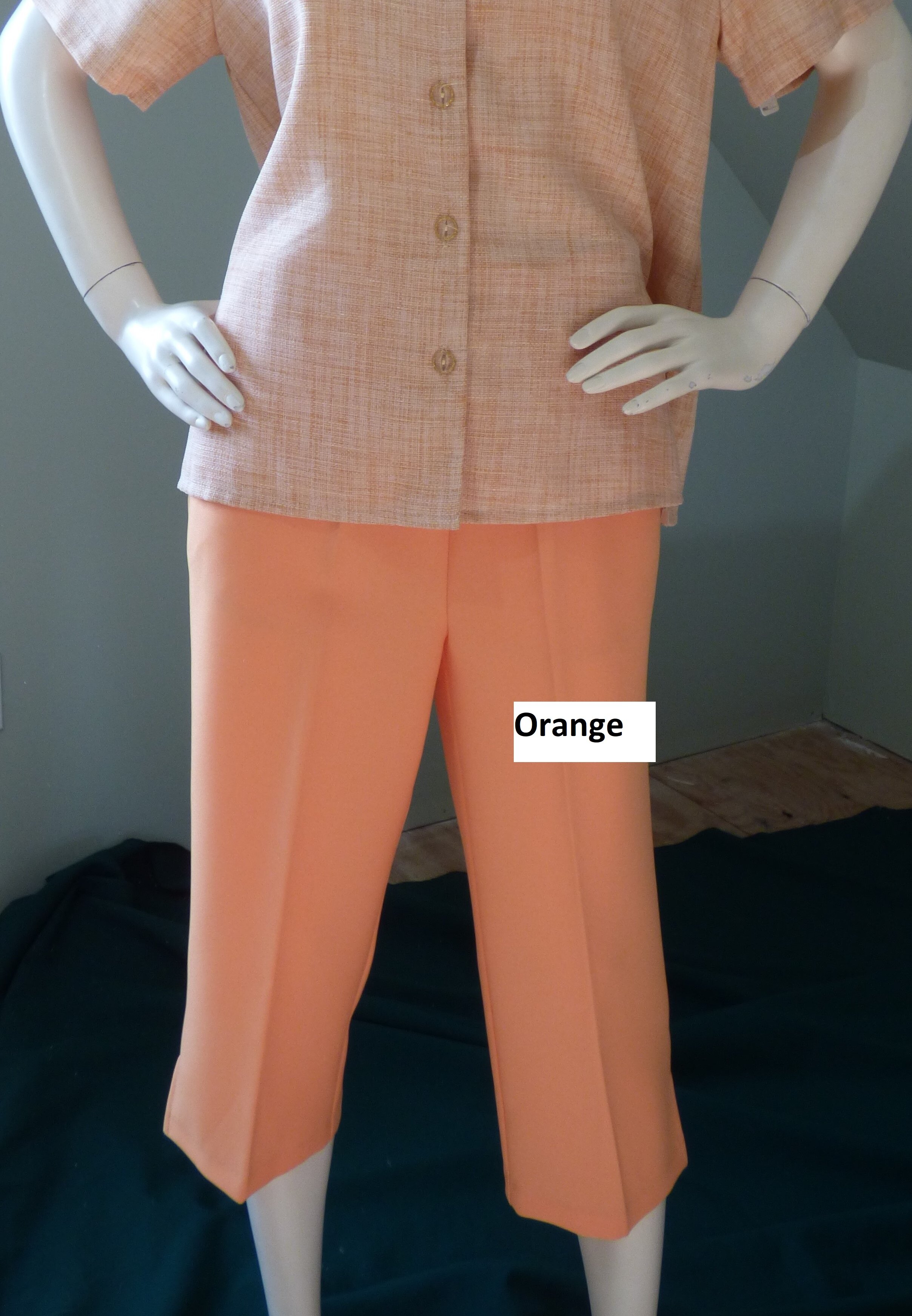 orange outfit.jpg