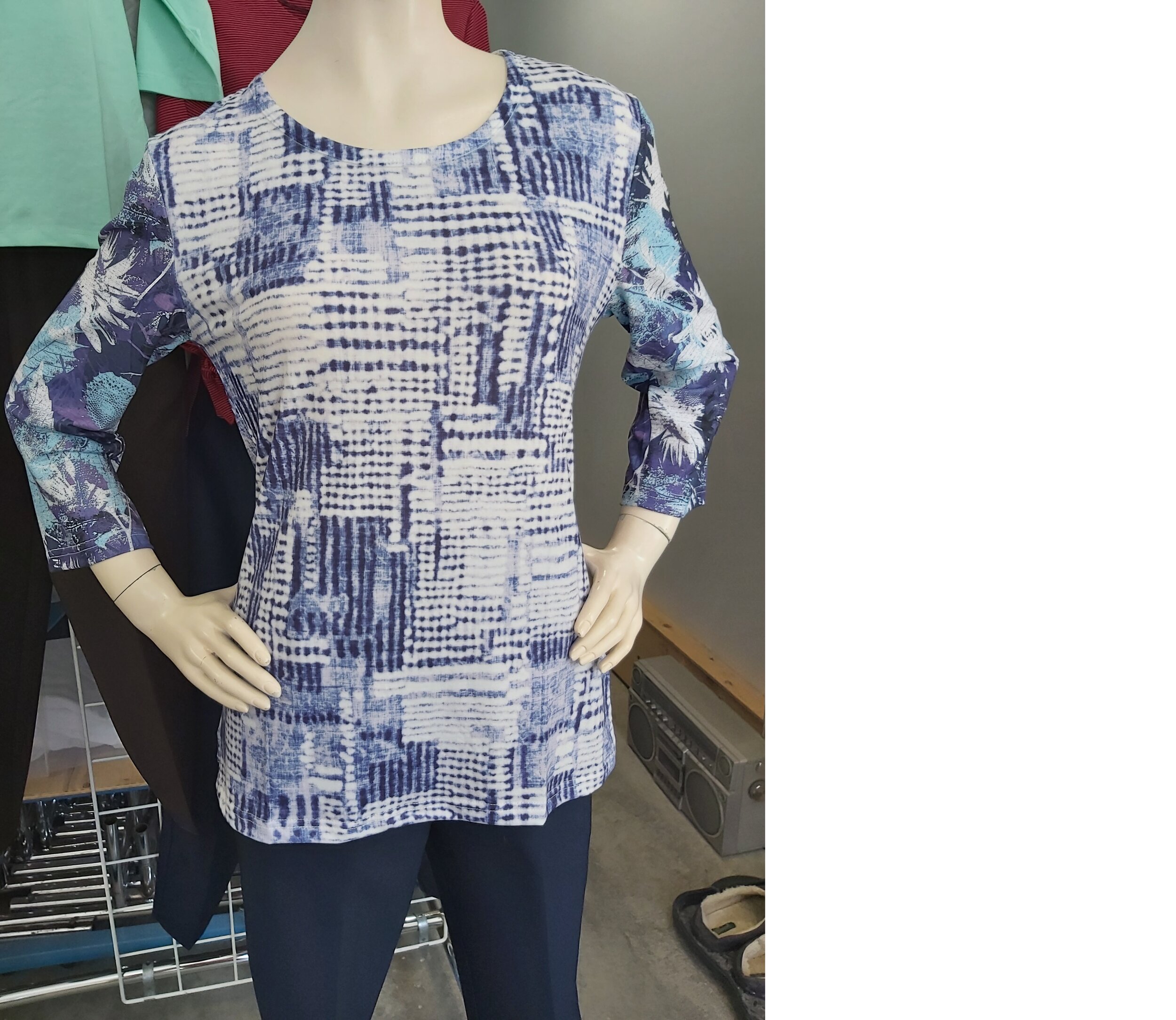 blue top.jpg