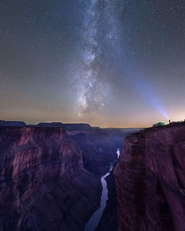 Thanks @sail_boates for helping me with this one. No self timer necessary.
📍Southern Paiute Land .
.
.
.

#nightscaper #night #thisispackrafting #milkywaychasers #grandcanyon #arizona #igsouthwest #canyoneering #canyoning #petzlgram #optoutside #nof
