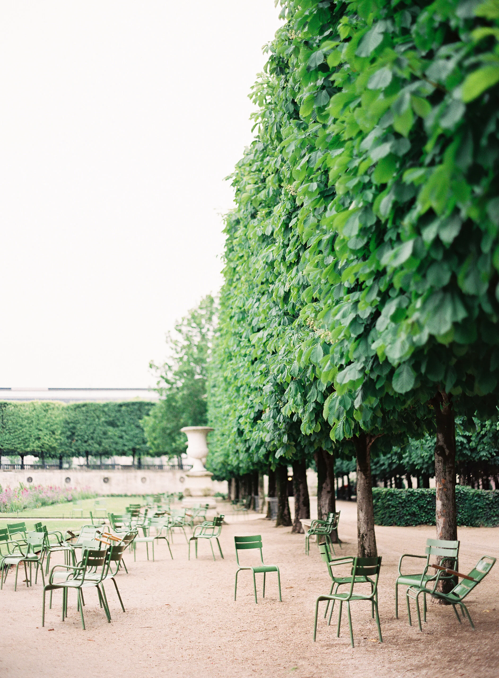 Relaxing at Tuileries