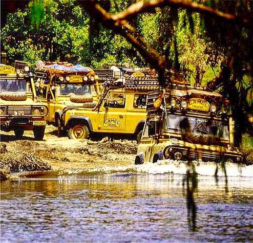 #CamelTrophy 1986 #Australia
.
Over 13 days, the convoy made good time on their journey from #Cooktown to #Darwin. Though they averaged about 155 miles (250km) per day, there was one particular river crossing that took upwards of 24 hours to cross. O