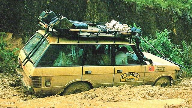 #CamelTrophy 1987 #Madagascar
.
The third, and final, appearance of the #RangeRoverClassic in the 🐪🏆 was for this event. The convoy of cameleers and support vehicles made the first continuous, north-south traverse in the country&rsquo;s history, fr