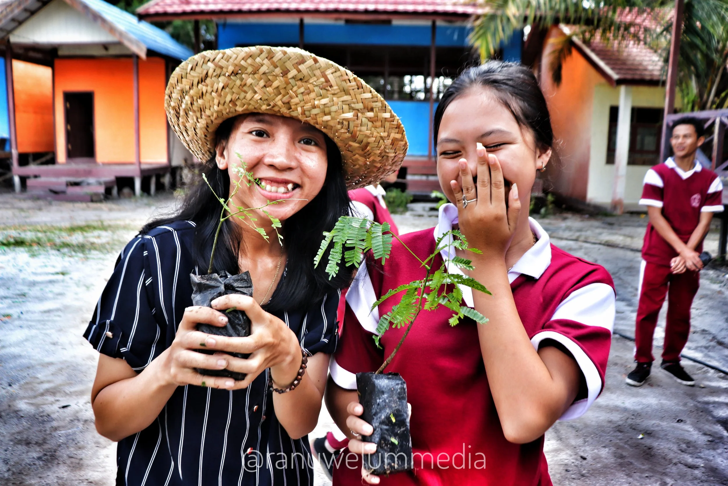 "Handep Haruei" in Combating Climate Change