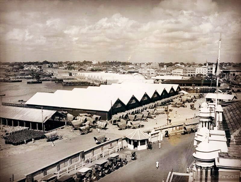 1942 - Colombo Docks, Sri Lanka #colombo #srilanka #colombodocks #history #heritage #beginning #colombowalks #tours #lovecolombo #remember