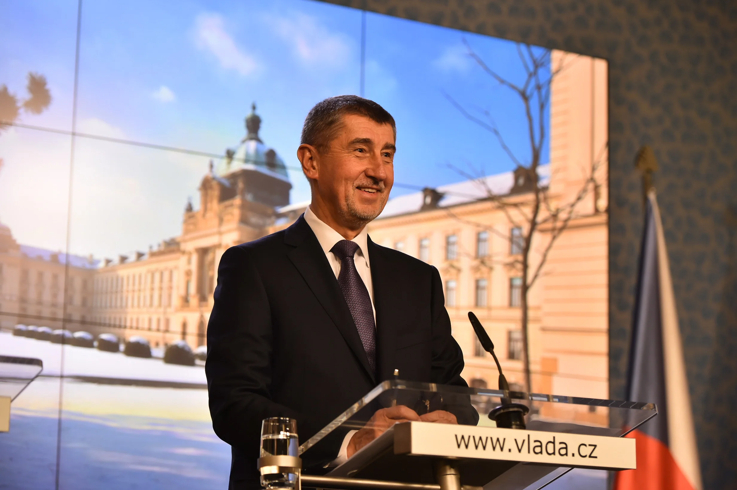 Rząd bez wotum zaufania