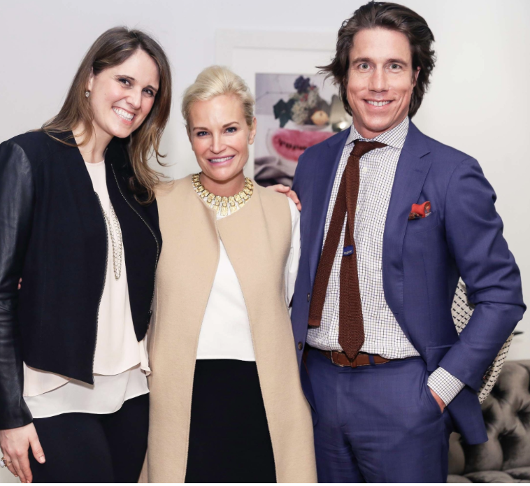 VOGUE.COM 2016