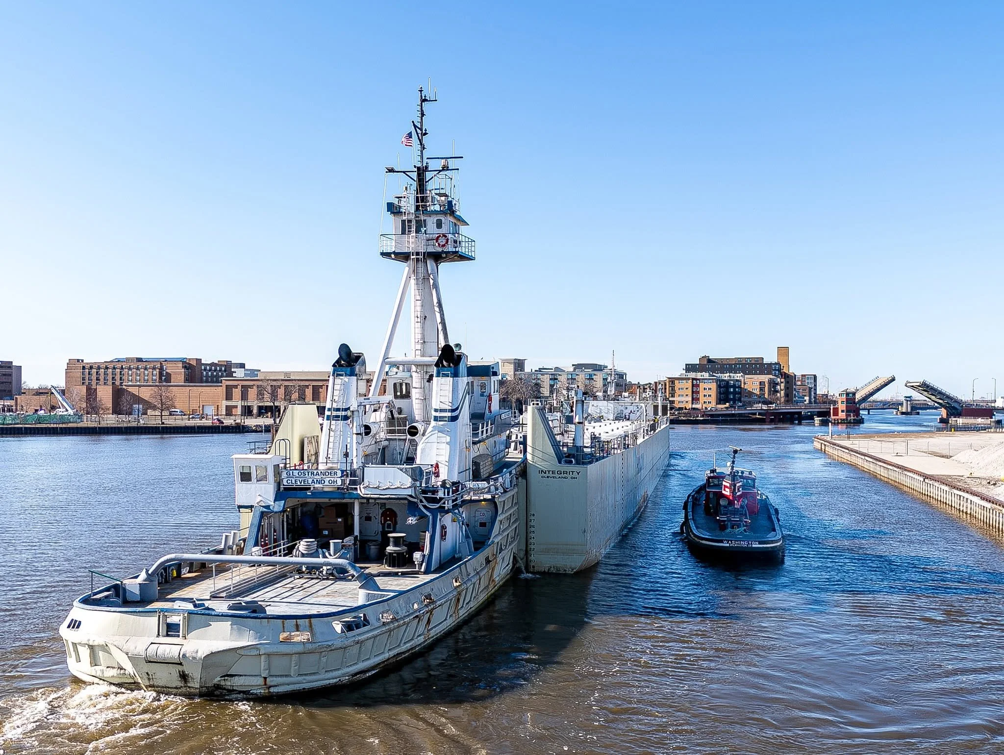Integrity with Tug GL Ostrander