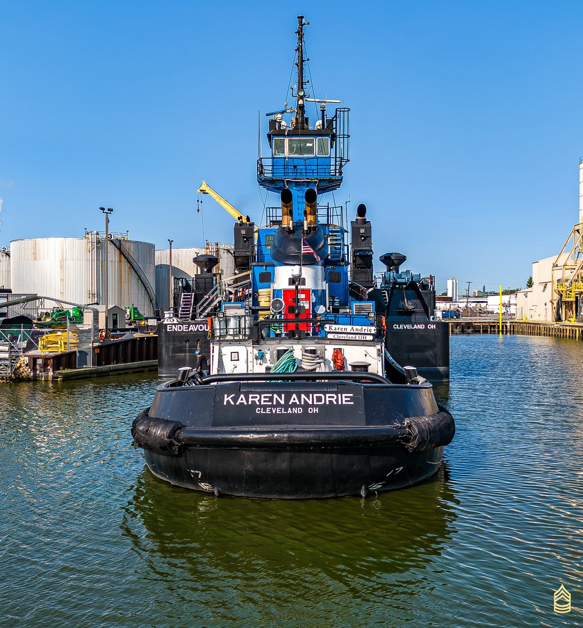 Endeavor with Tug Karen Andrie