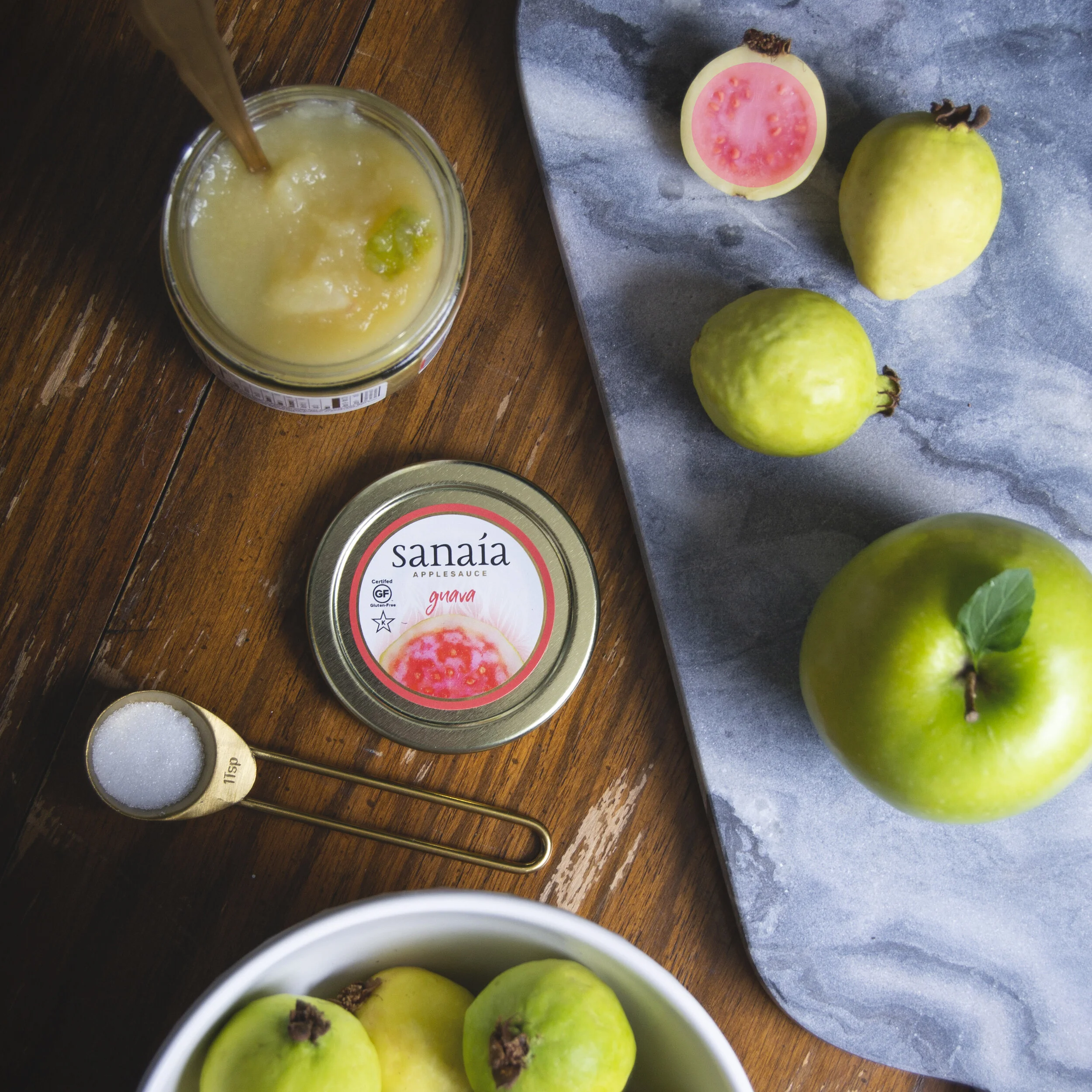 Sanaia_Flatlay_09.jpg
