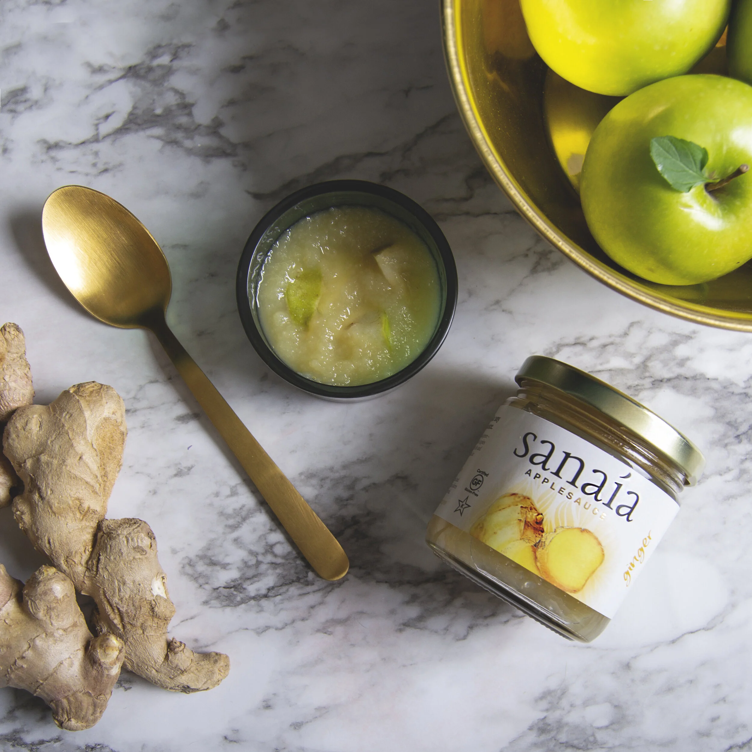 Sanaia_Flatlay_20.jpg