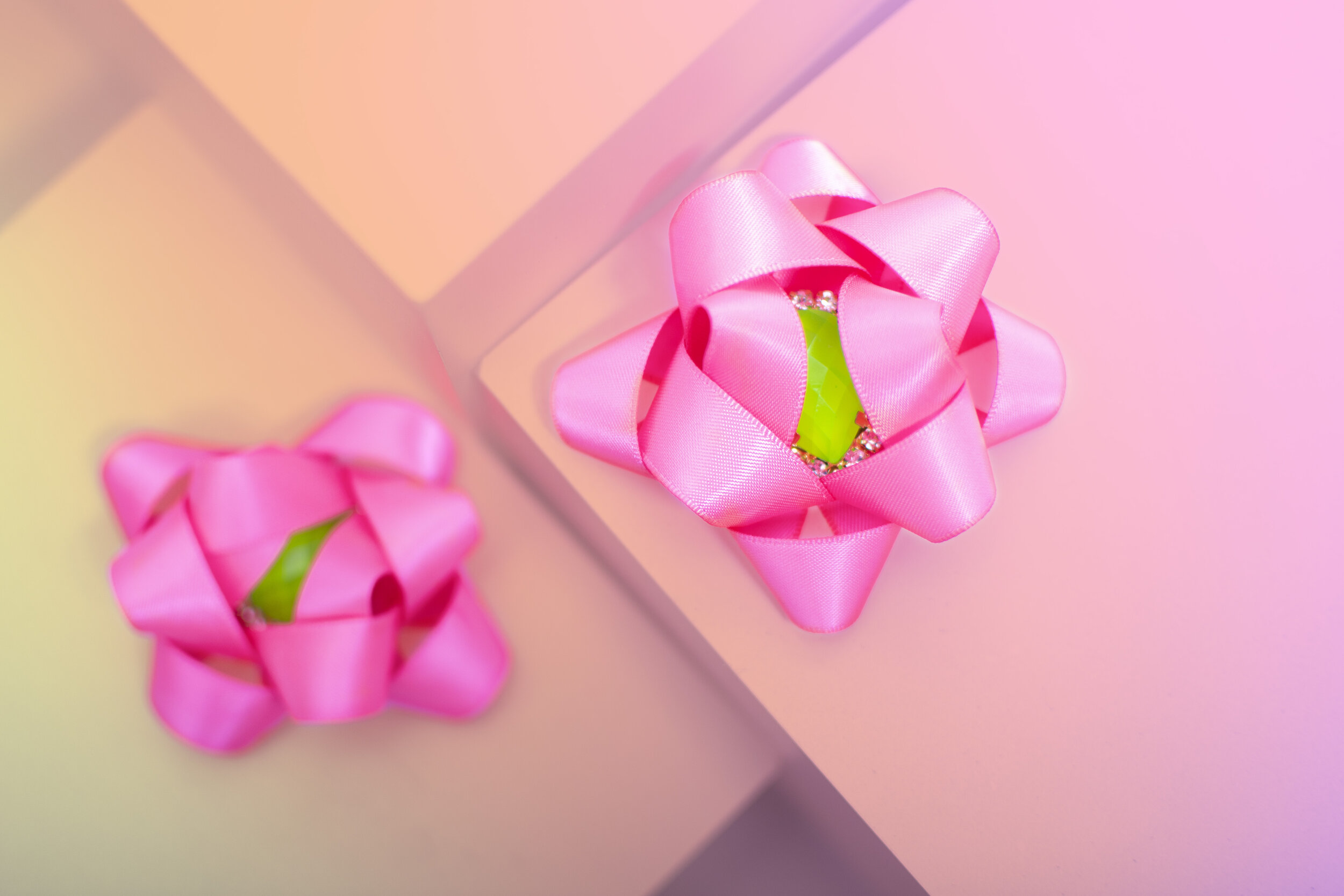 bow_earrings_ltpnk_detail.jpg