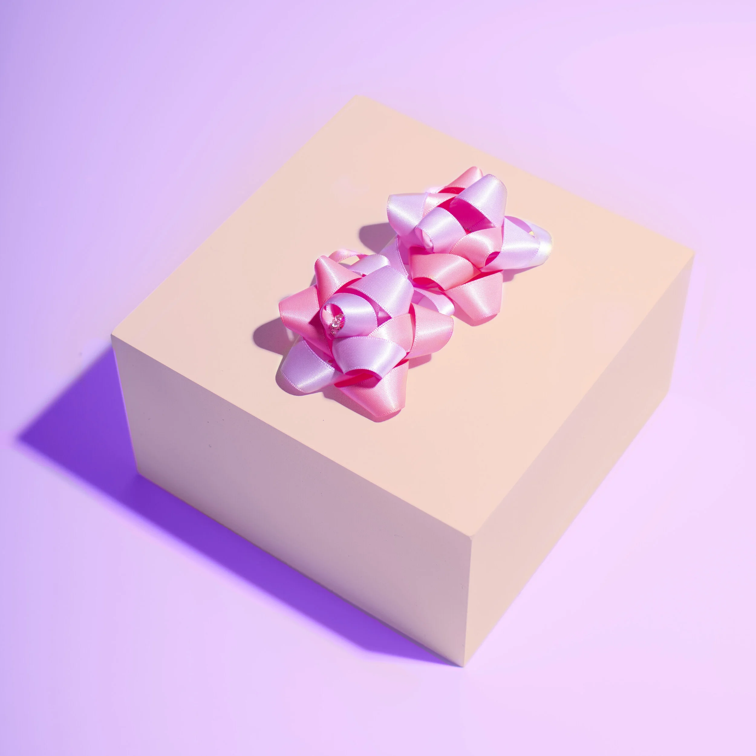 bow_earring_pnk+ppl_set2.jpg