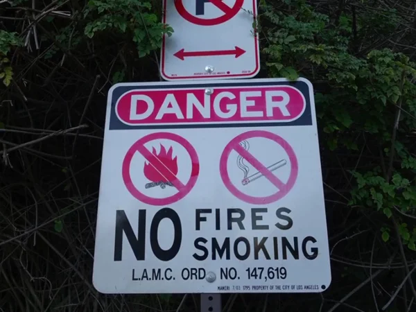 No Smoke Sign in Bel-Air (corner of Chalon and Sarbonne near Stradella 600.jpg