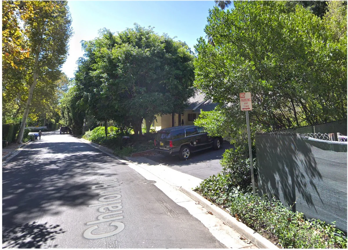 10891 Chalon Rd - parking signs removed.jpg