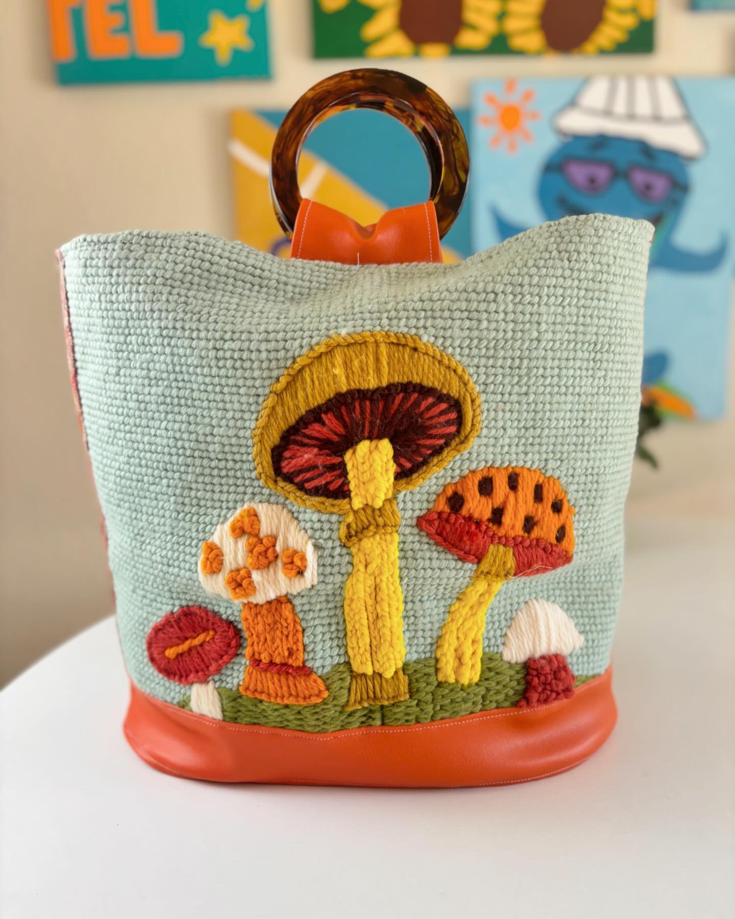 Happy Saturday! Vintage mushroom needlepoint transformed into new Chelle Summer Take Everywhere Bag. And I was able to pair it with a fun vintage vinyl upholstery fabric. Find it in the boutique at www.chellesummer.com.

#vintageneedlepoint #mushroom