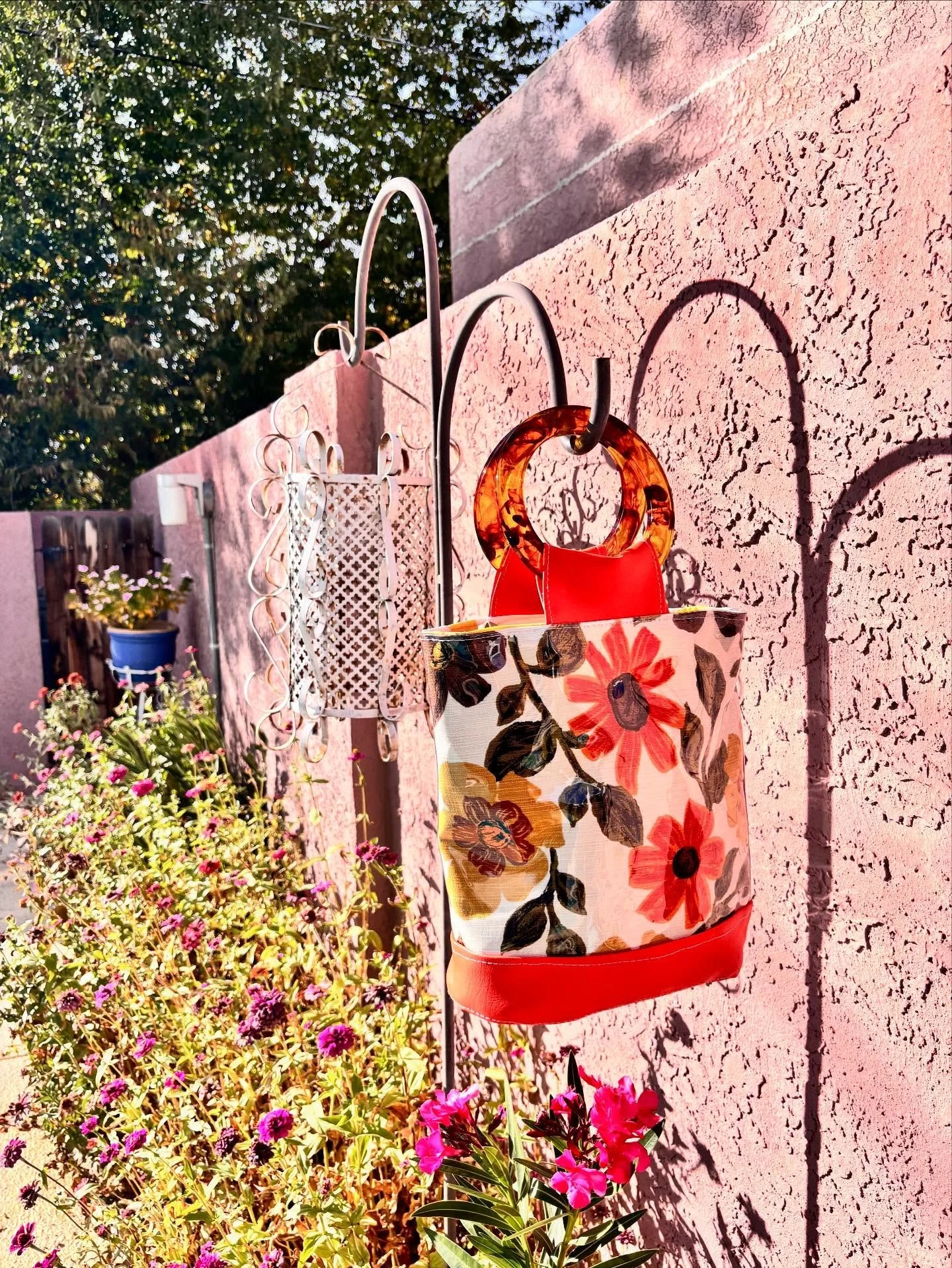 I believe I added fifteen new handbags to the online boutique last week- I lost count after ten as I kept going. Find them at www.chellesummer.com. The one in the photo was made with vintage curtains from a recent estate sale. #happyshopping #chelles