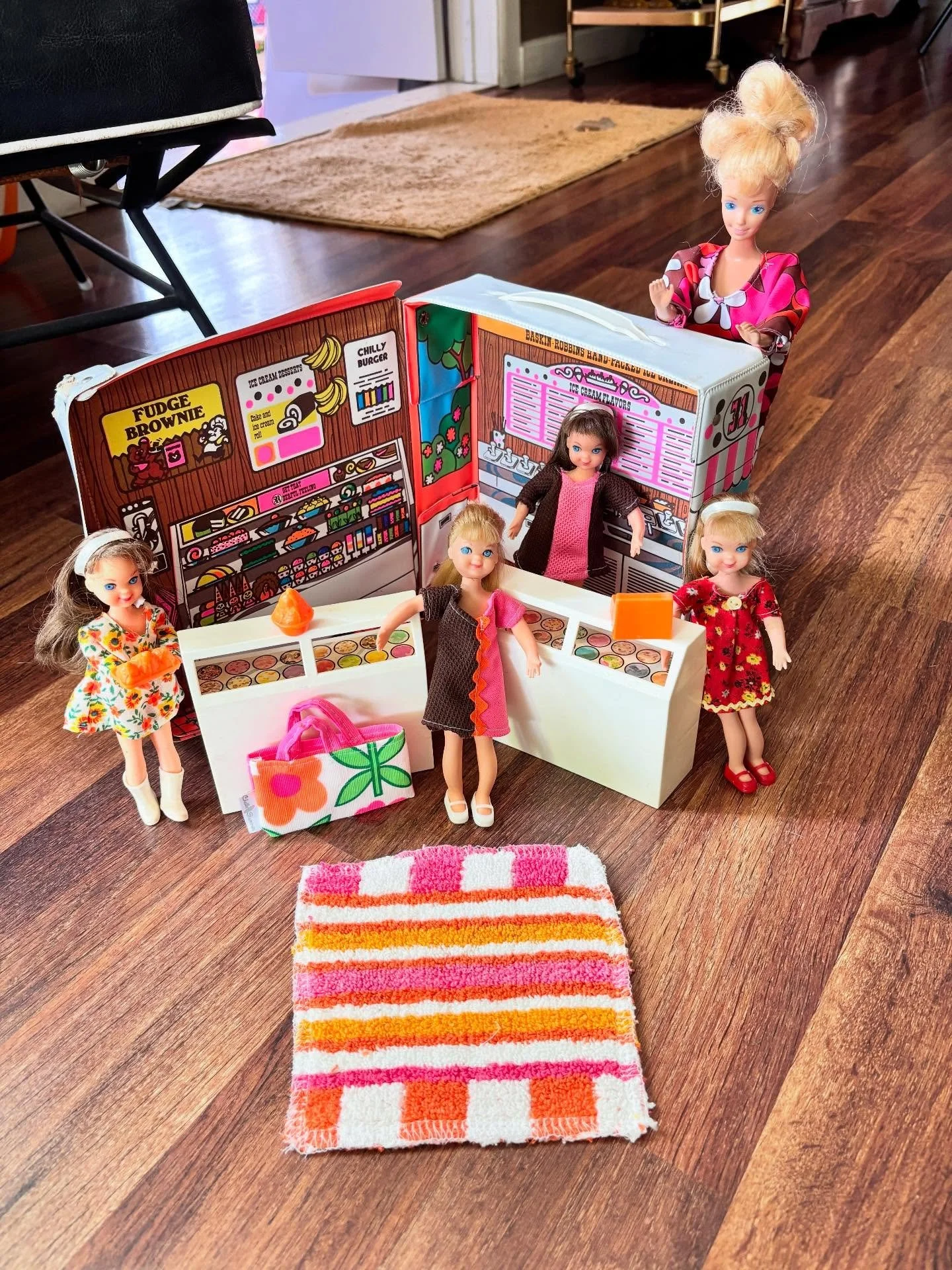 While this 1970s Baskin Robbins playset was meant for a doll other than Tutti (Mattel had stopped making Barbie&rsquo;s &ldquo;tiny sister&rdquo; by then, I thought it was perfect for Tutti and her sister/cousins. I&rsquo;m not sure it will remain a 