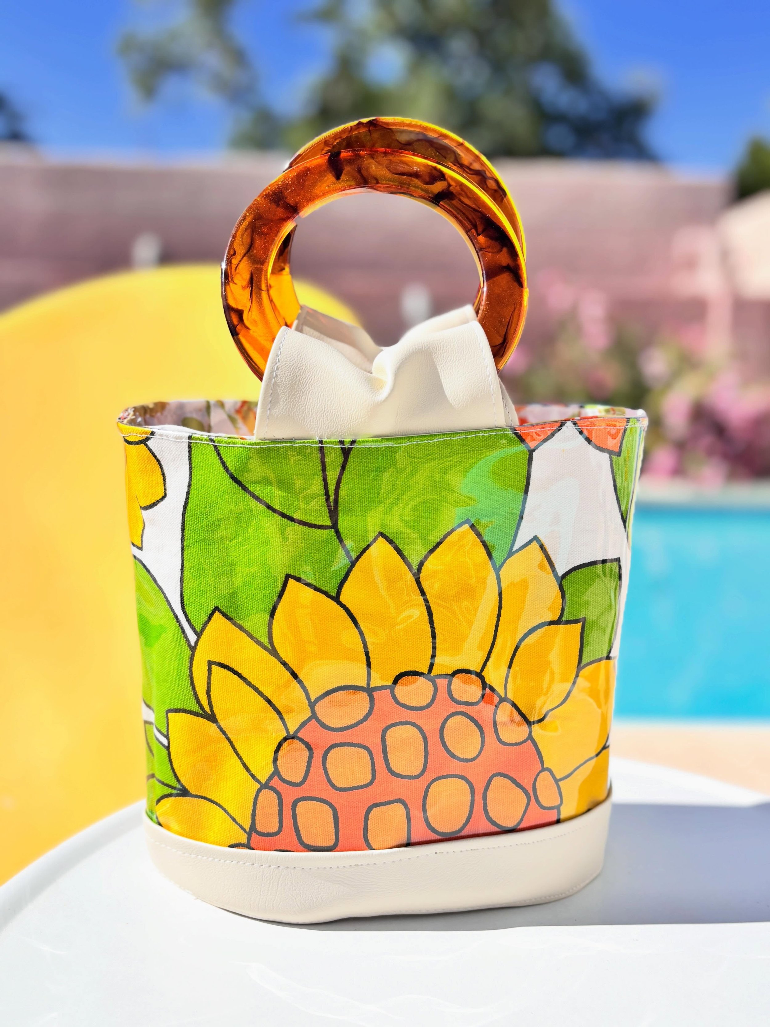Happy Sunday! (www.chellesummer.com) 

#summerstyle #chellesummer #vintagestyle #handmade #handbag