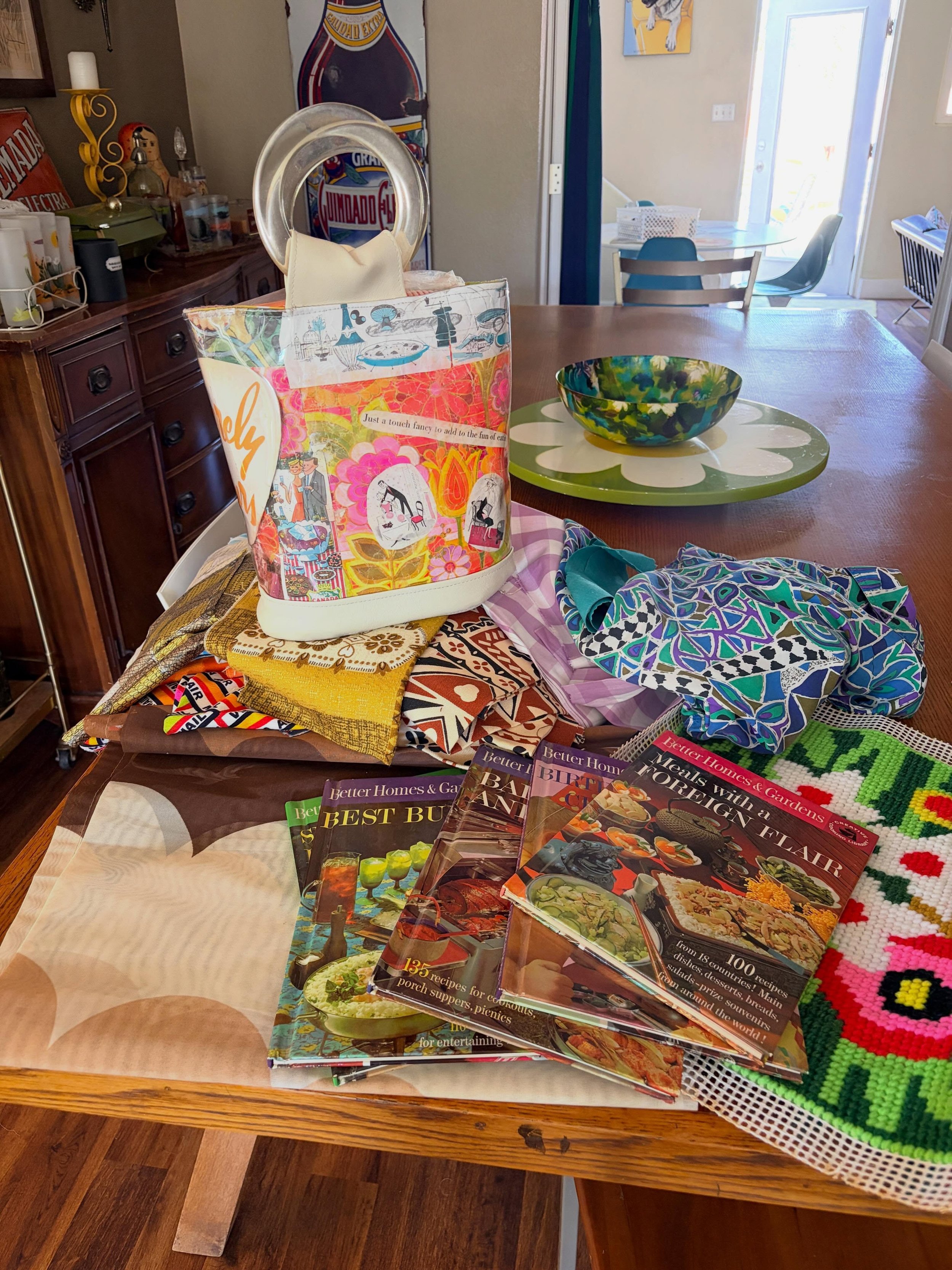 I had a really nice compliment this morning from another shopper at an estate sale. She thought I had found my handbag at the sale, that it was a true vintage piece. I admit I didn&rsquo;t fully realize the magnitude of what she said until I was driv