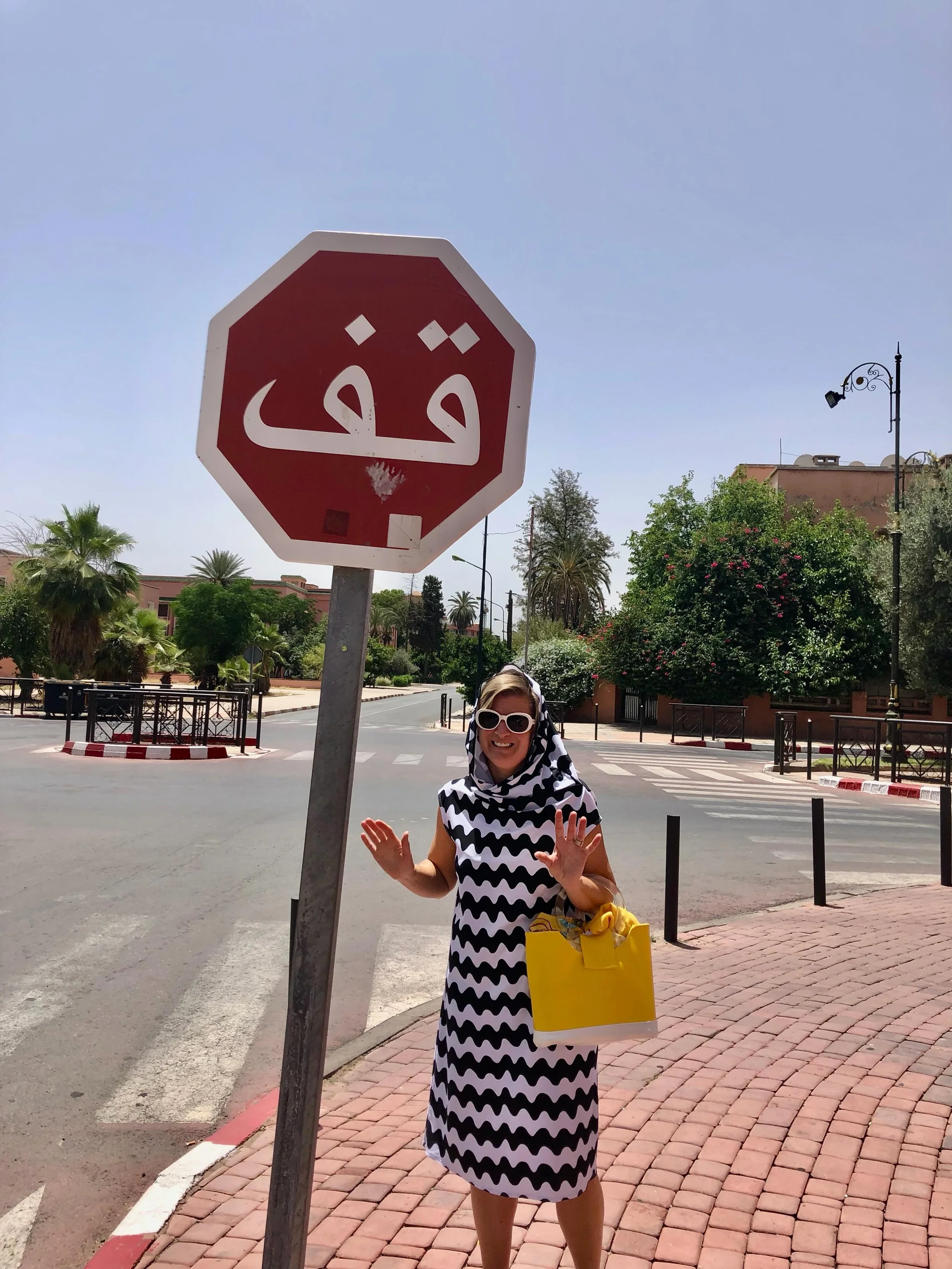 Seven years ago this time we were exploring Morocco. It was the first time I created an entire wardrobe for a trip. I used a vintage pattern to sew several hooded dresses (using swim fabric from @fabricmerchants) that covered my shoulders and knees. 