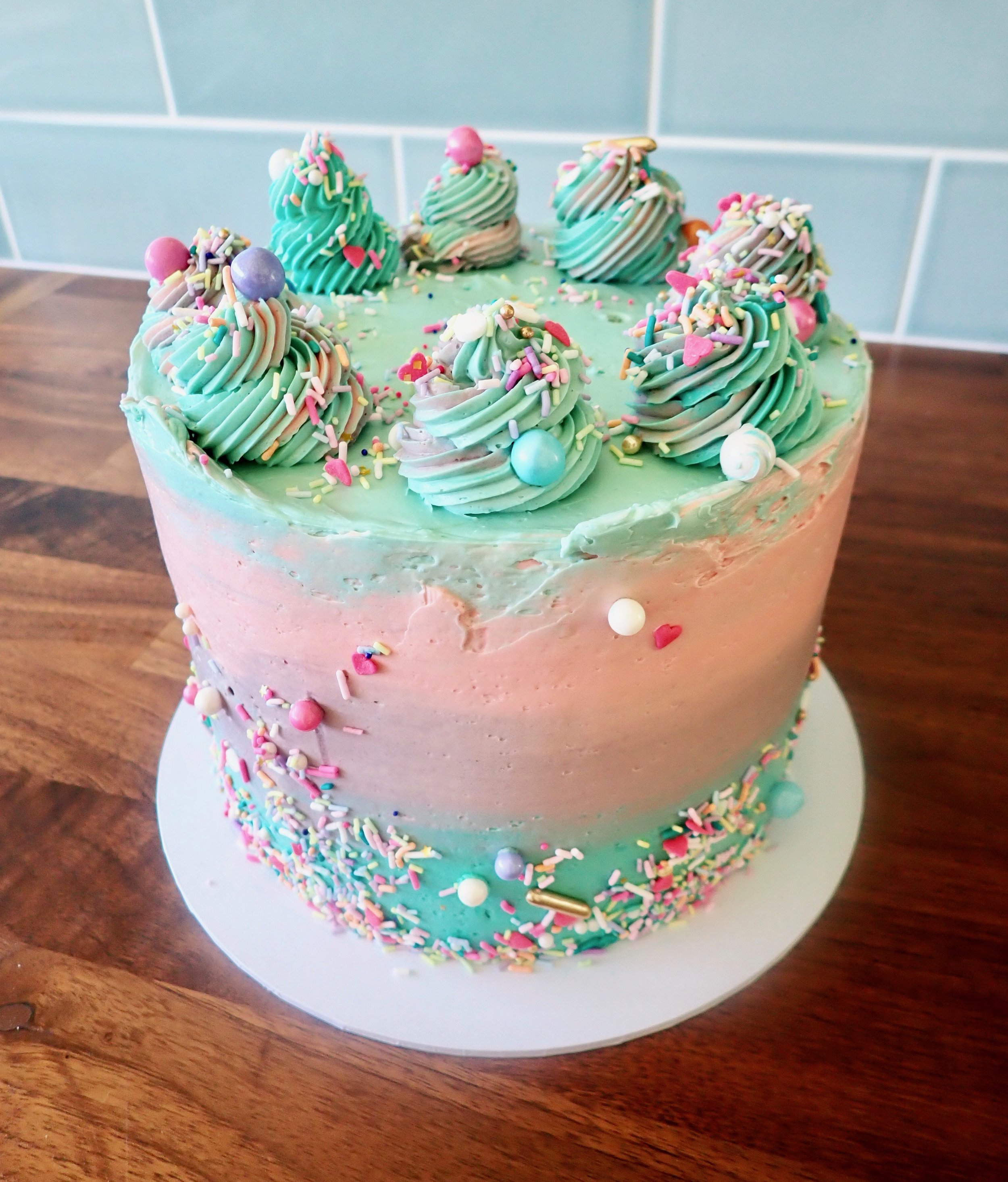 Cornwall Wedding Cake Maker & Decorator