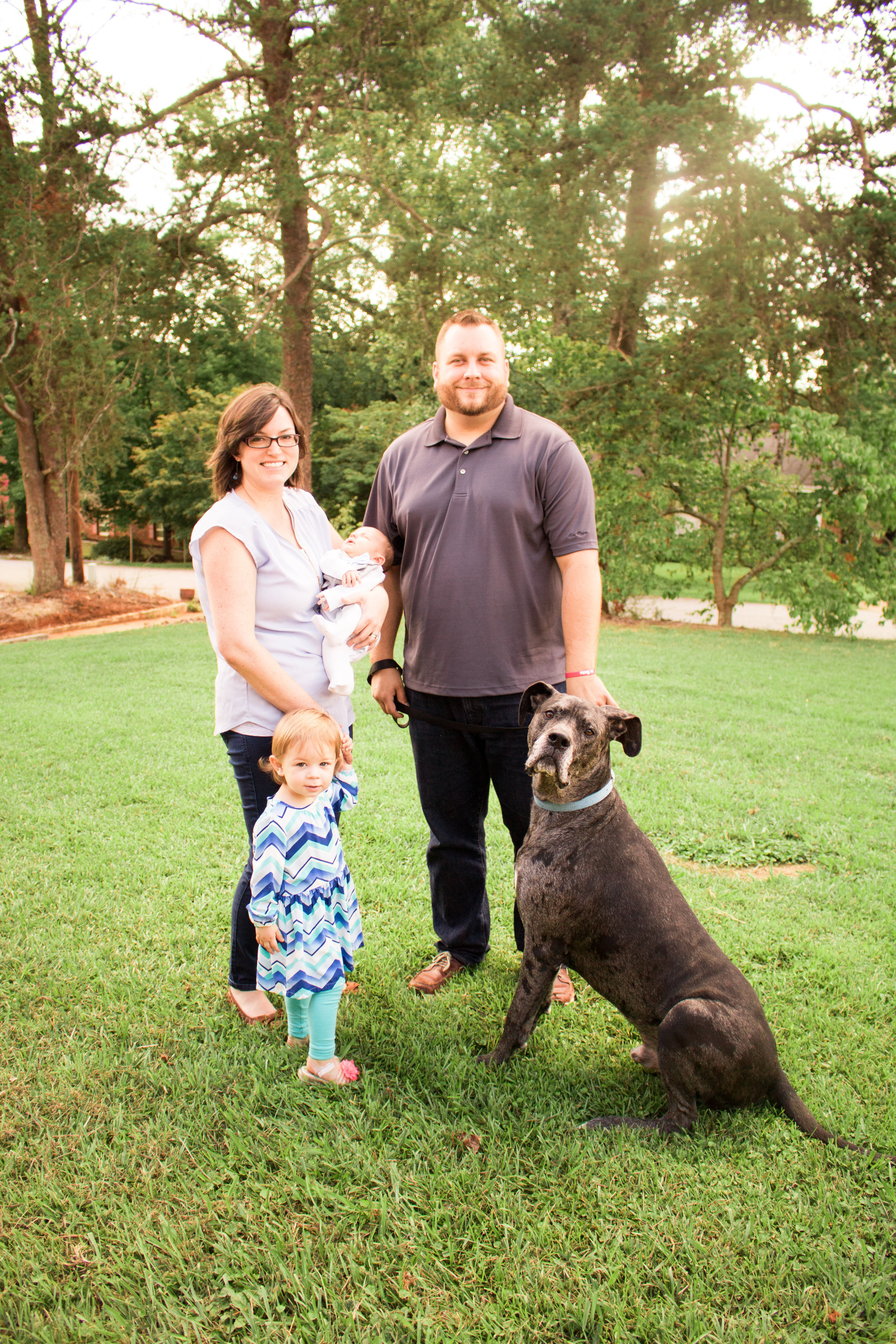 I will always be an advocate of letting the family dog into the pictures. :)