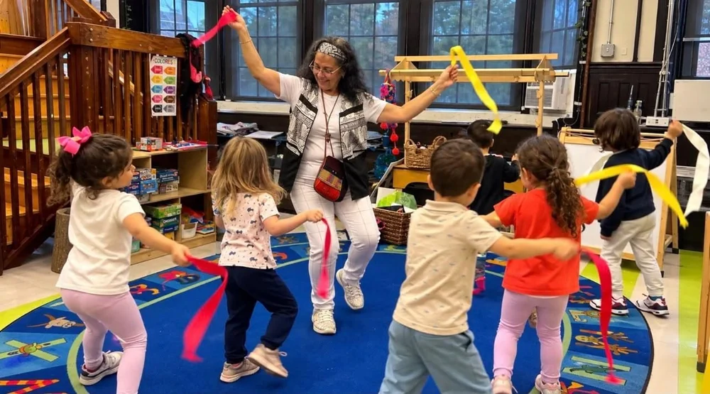 Music and movement activity with our students at Isabella & Ferdinand