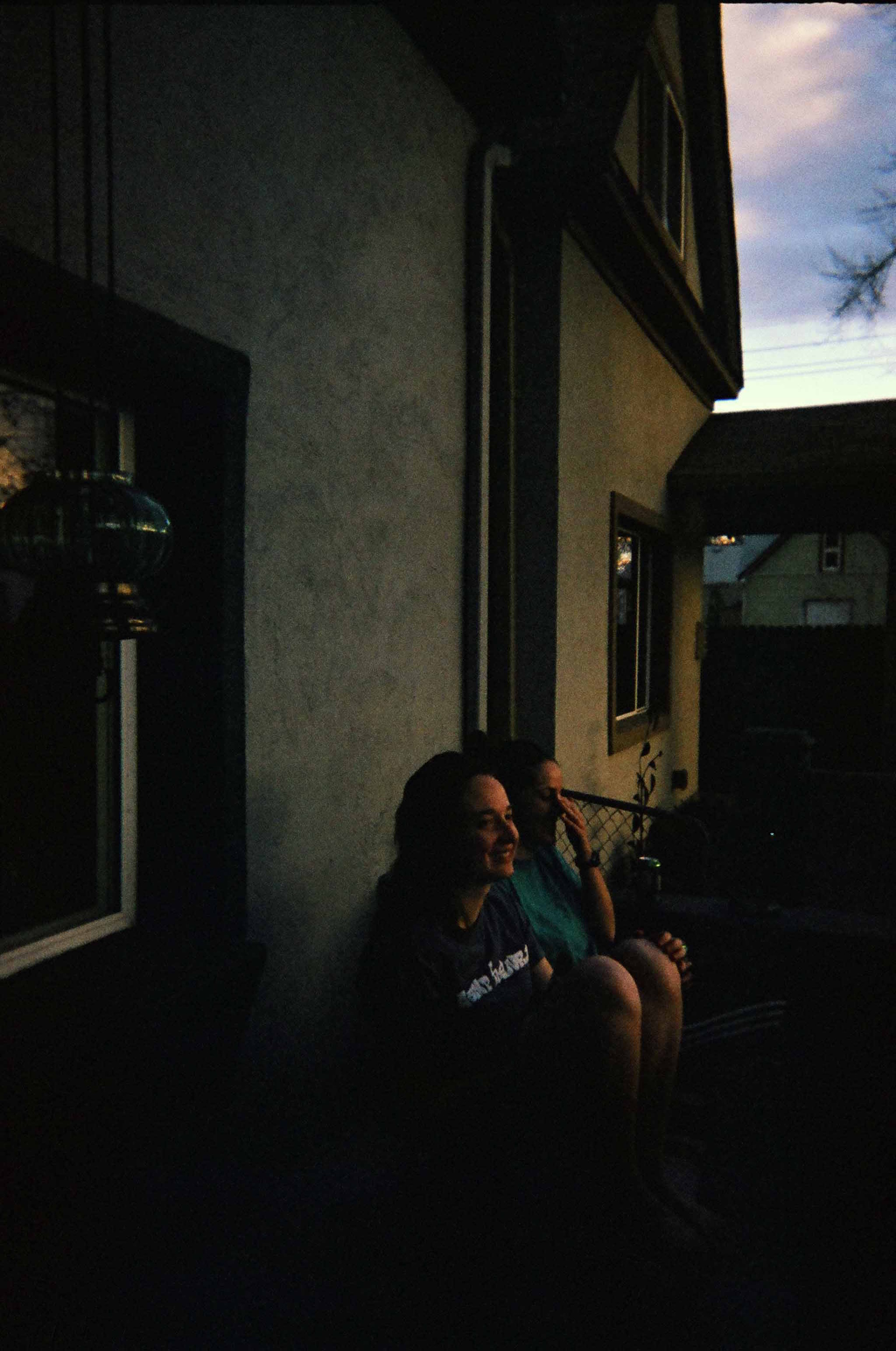 Dusk that Warms the Heart