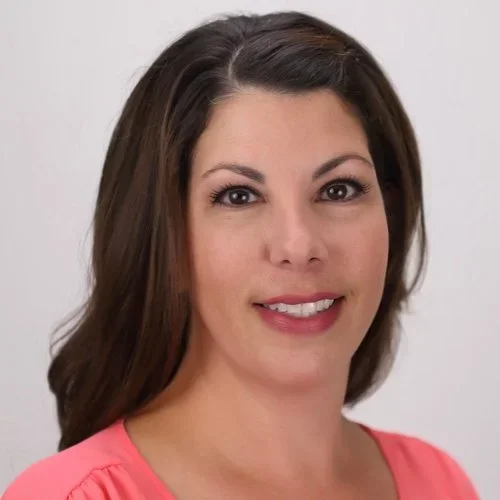 Thank you to Vonnett Seeger for her board service! 