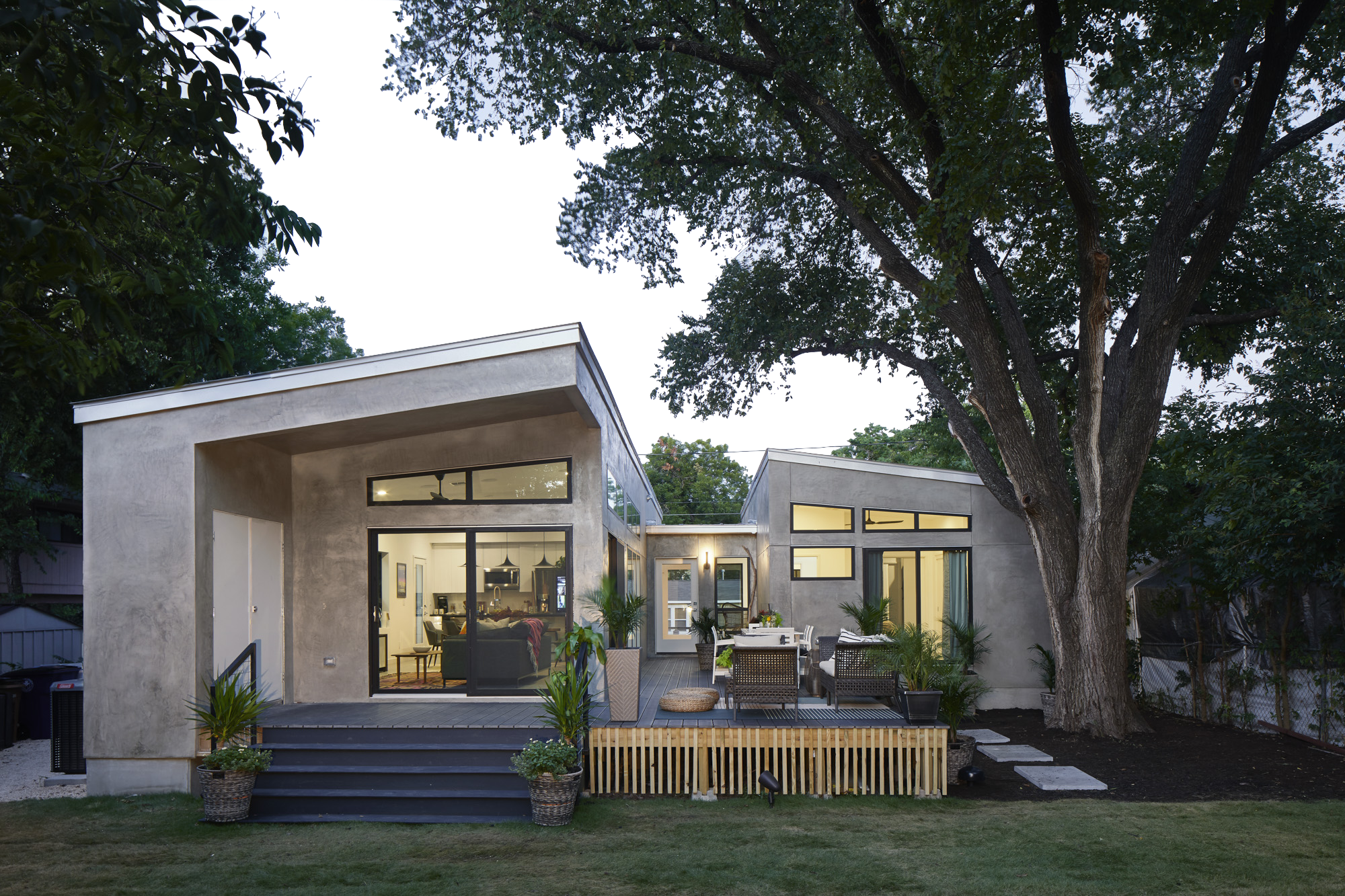 Home-of-the-future-exterior+Smarter-Homes