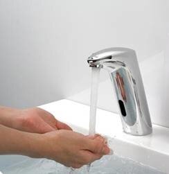 Optimized-automatic-motion-sensor-faucet-chrome.png