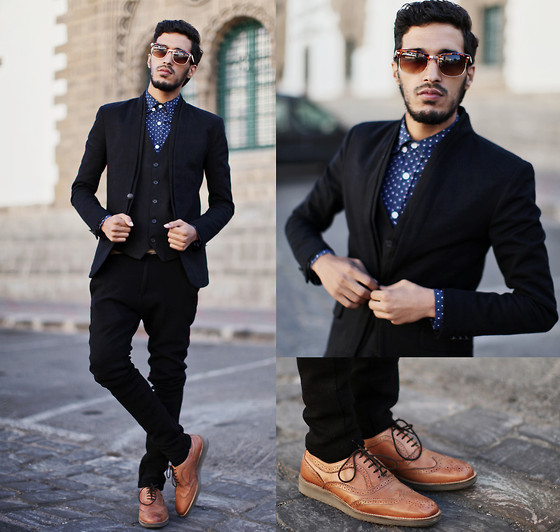 embedded_men's_outfit-with-brown-shoes.jpg