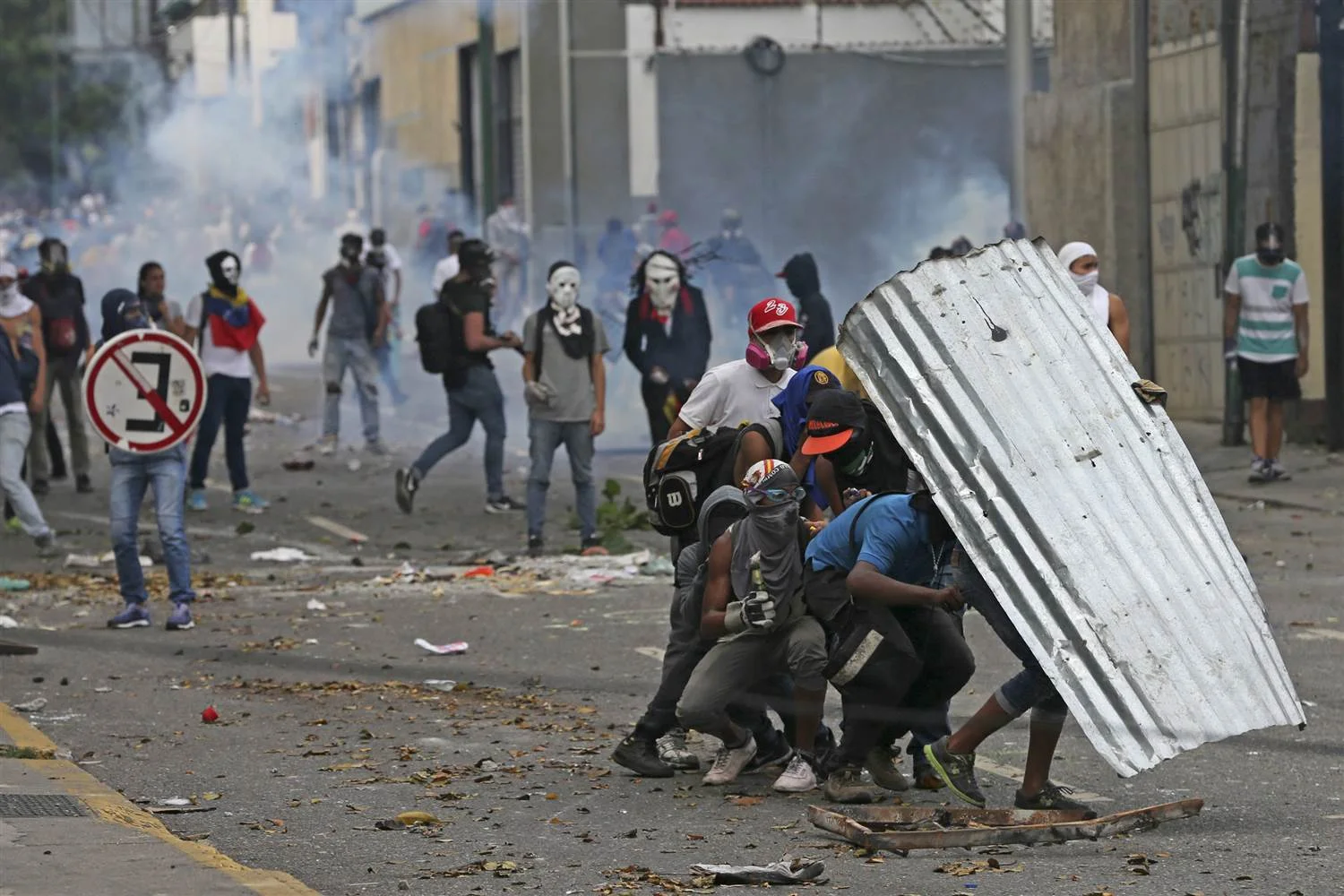 Ariana Cubillos / AP