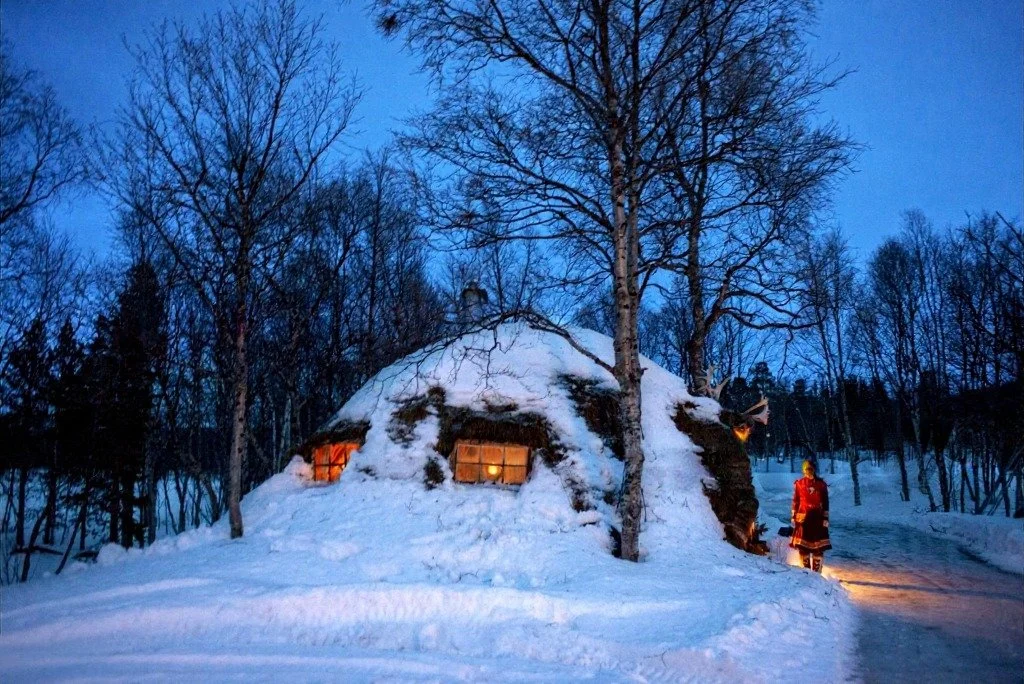 EU Currents: Repairing The Past, Charging Up For The Future