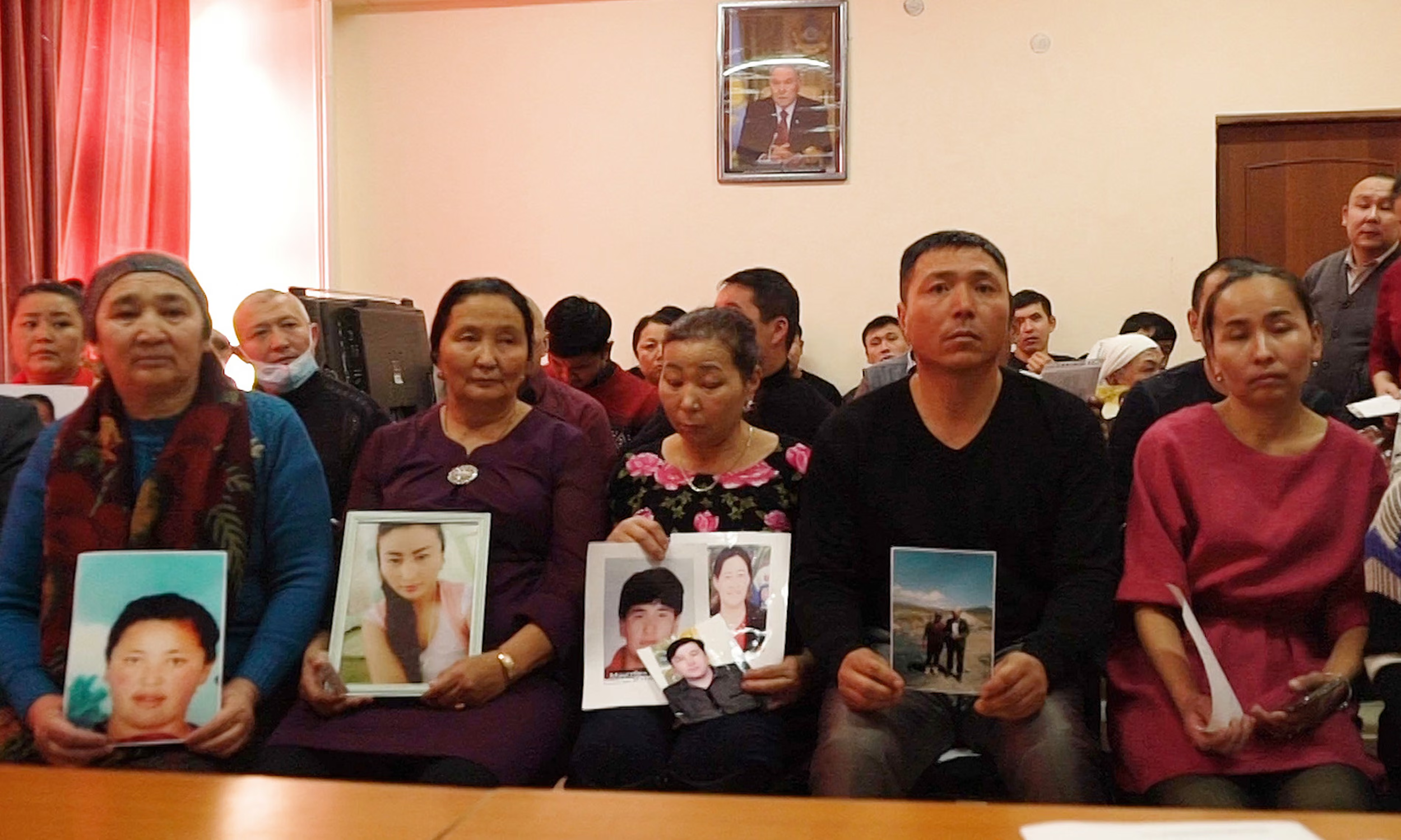 China View: Why Xinjiang Kazakhs Cannot Easily Leave China?