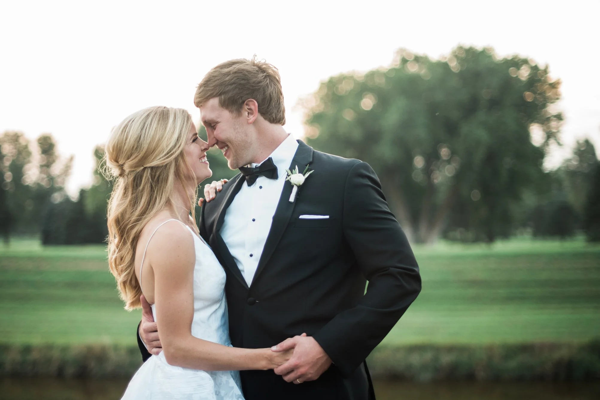 Kathleen E Photography Sioux Falls wedding hair, Angelique Verver