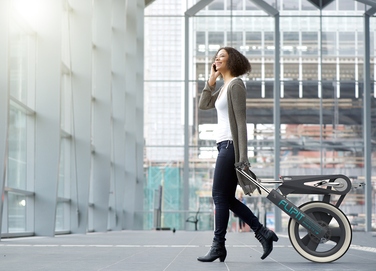 Traveling young woman with mobile phone and Flipit.png