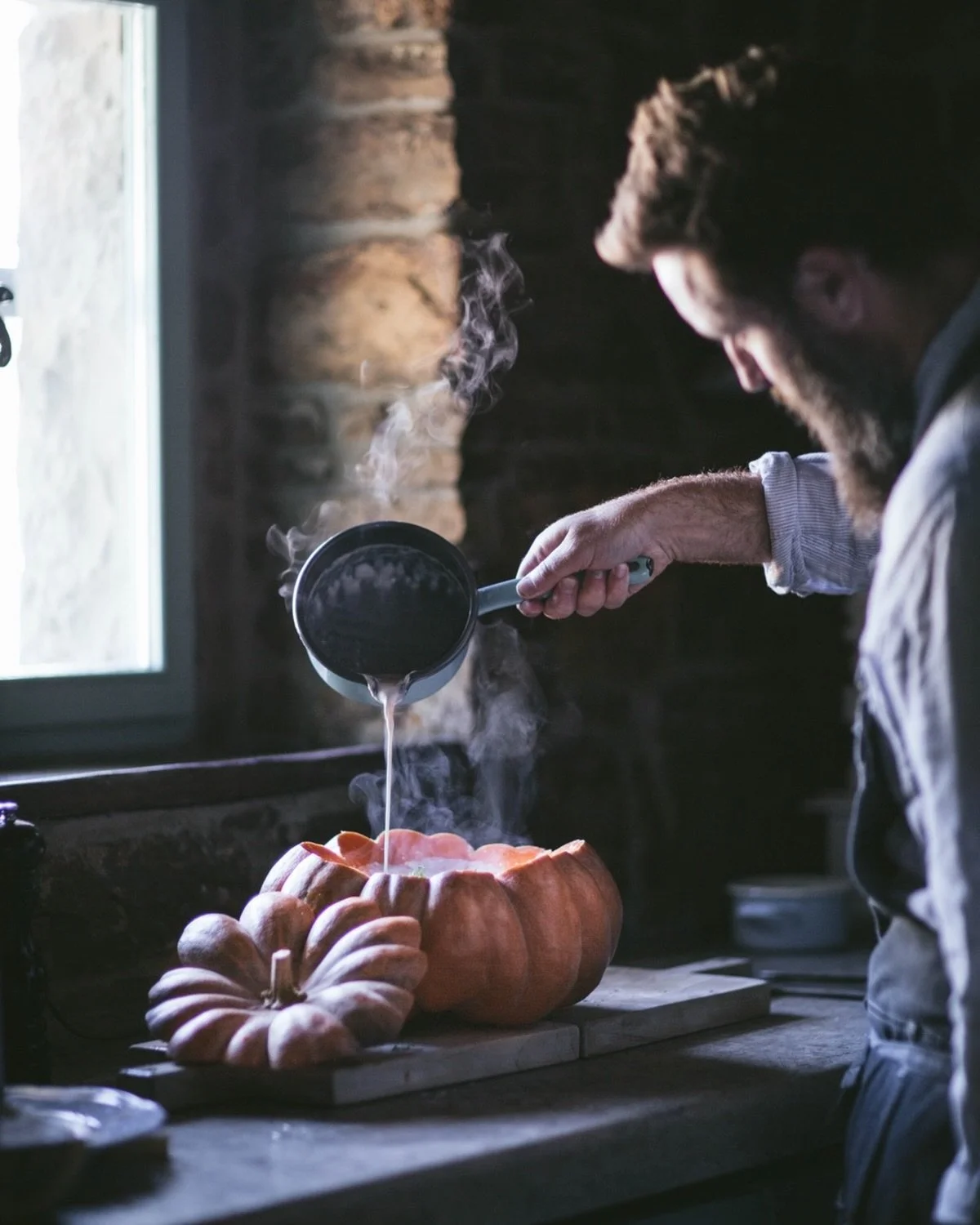 Happy Harvest to all 🧡 May the food be beige and the conversation colorful 🥂 🍁🍂