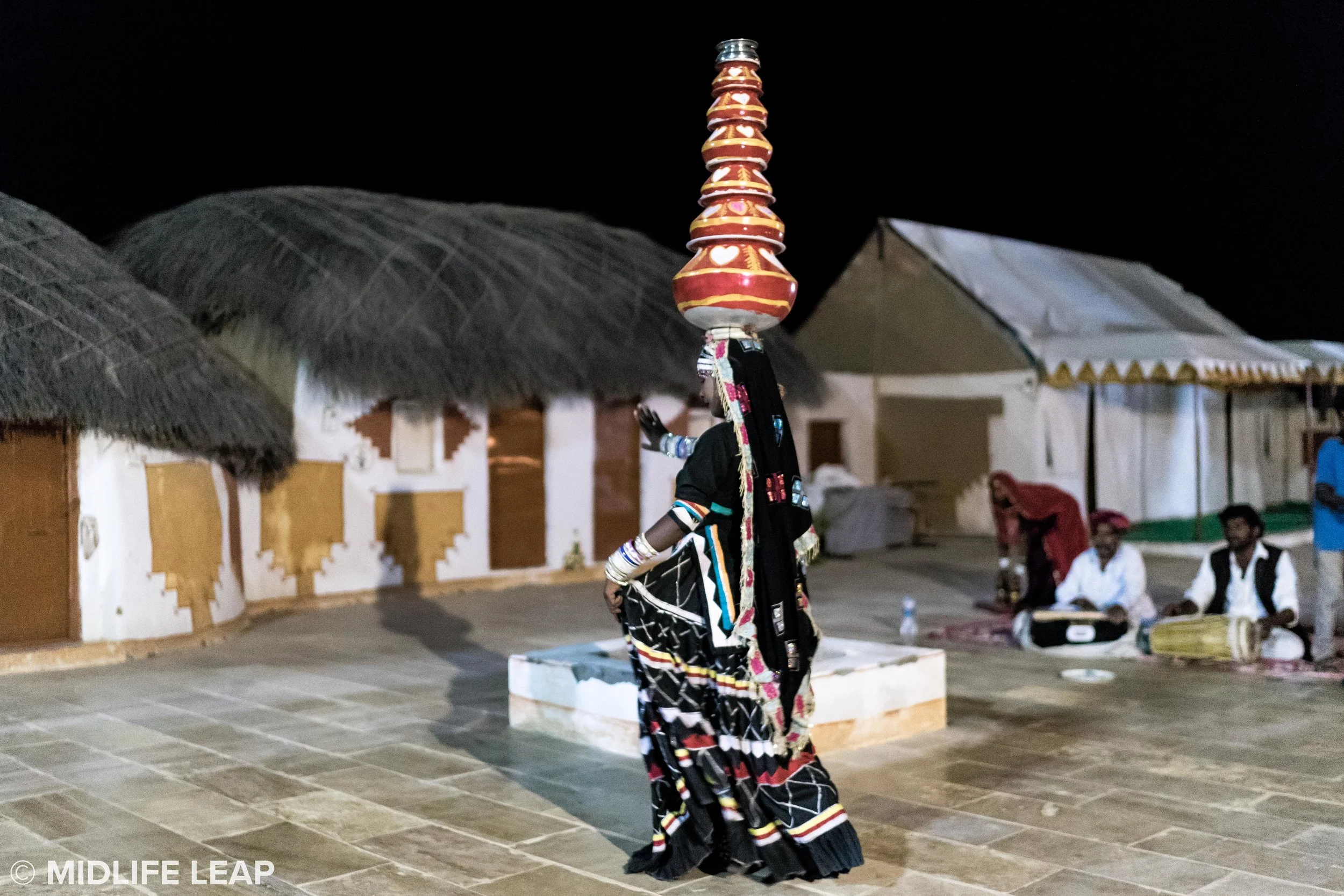 camel-safari-mangalam-resort-thar-khouri-desert.jpg