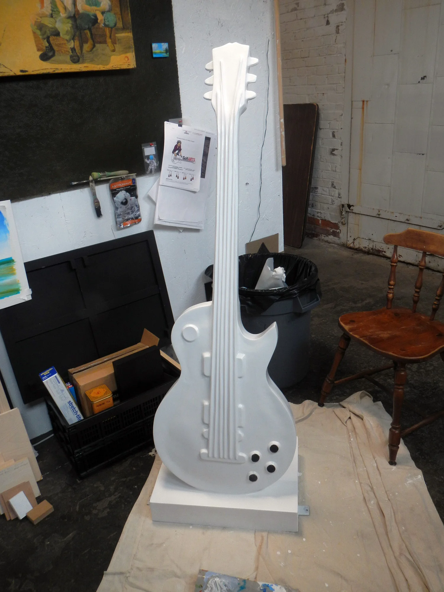 After 24 hours of curing the sculpture was ready to be primed for oil paint.