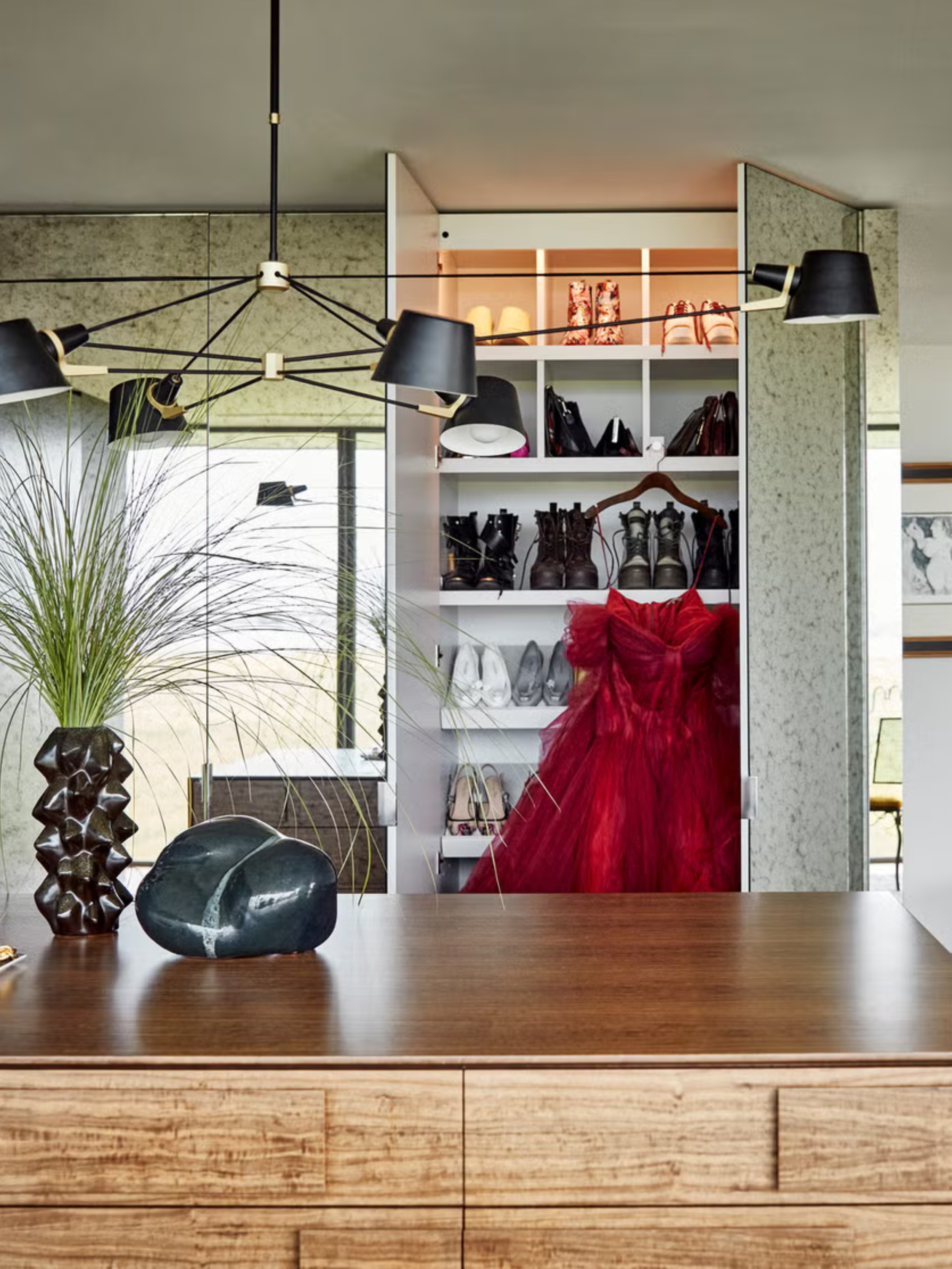 Veranda, How to Organize Your Closet Exactly Like a Designer