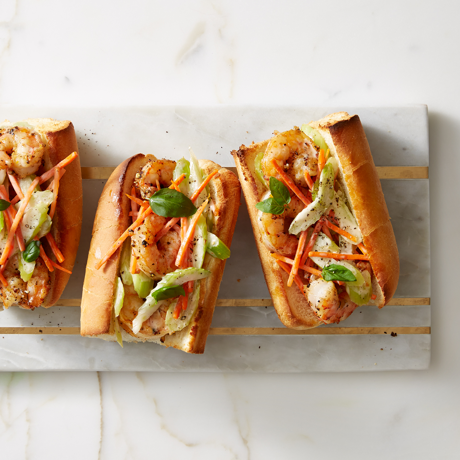 GHK-0217-DO-WeeknightRound2-ShrimpPoBoy-215.jpg