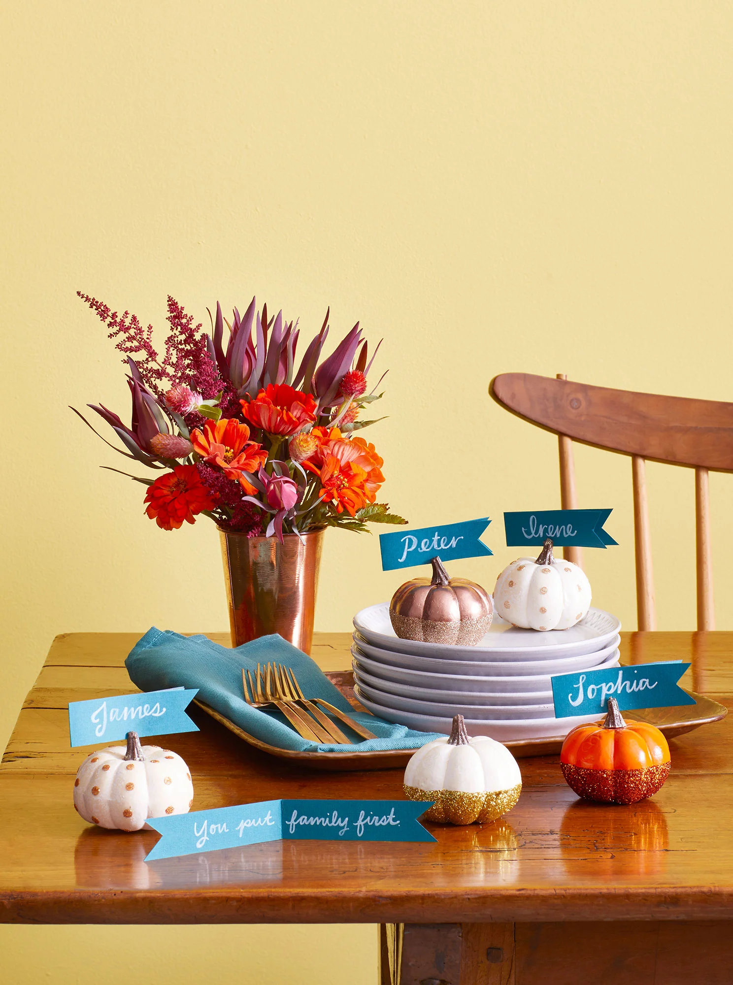 WDY-110117-DO-November-Home-Feature-PumpkinPlaceCards-208.jpg