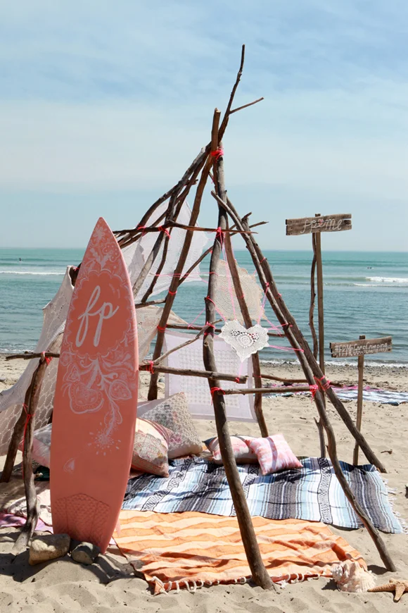 fp-me-camping-decor-18.jpg