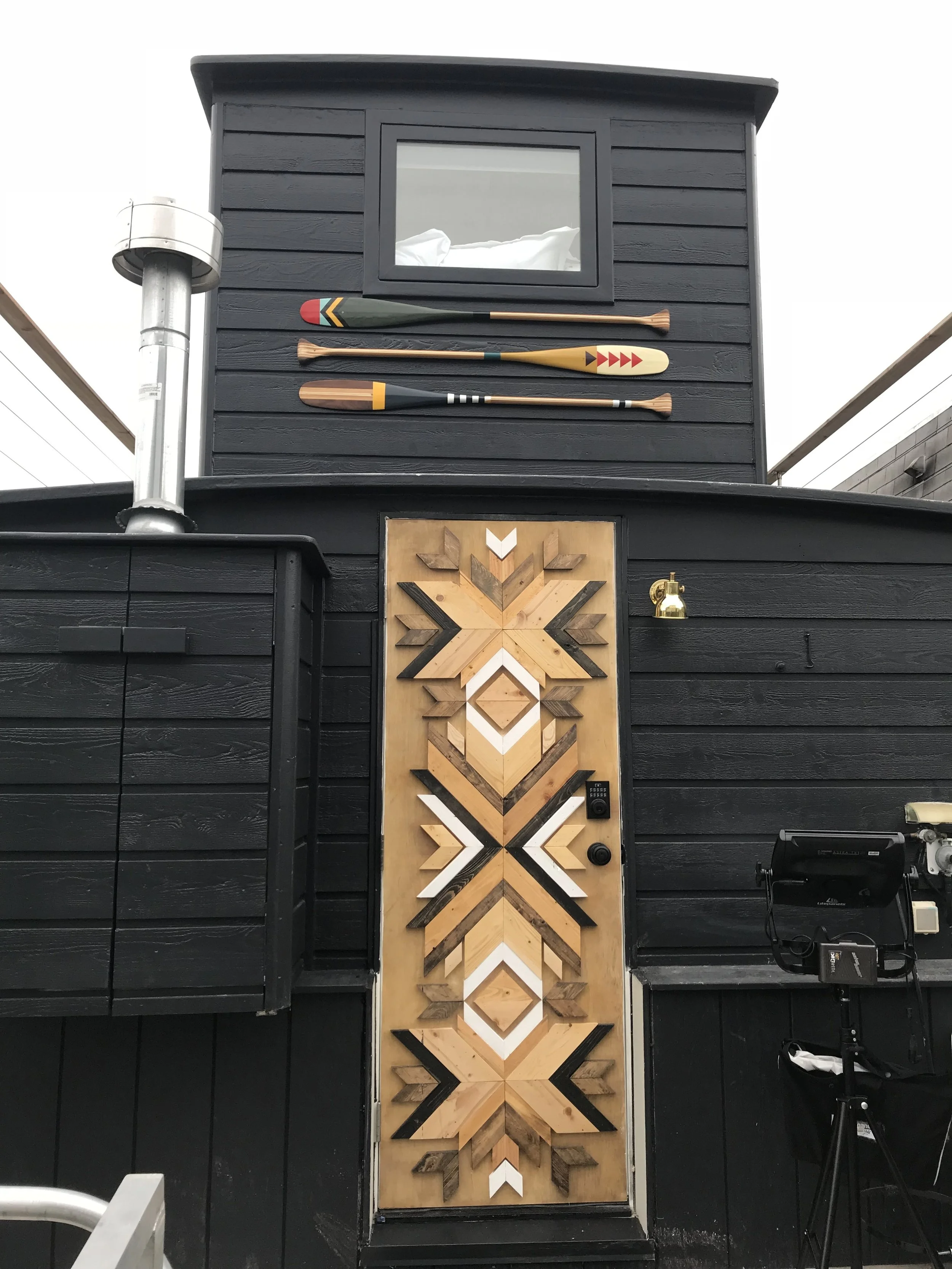 Netflix door 1.jpg
