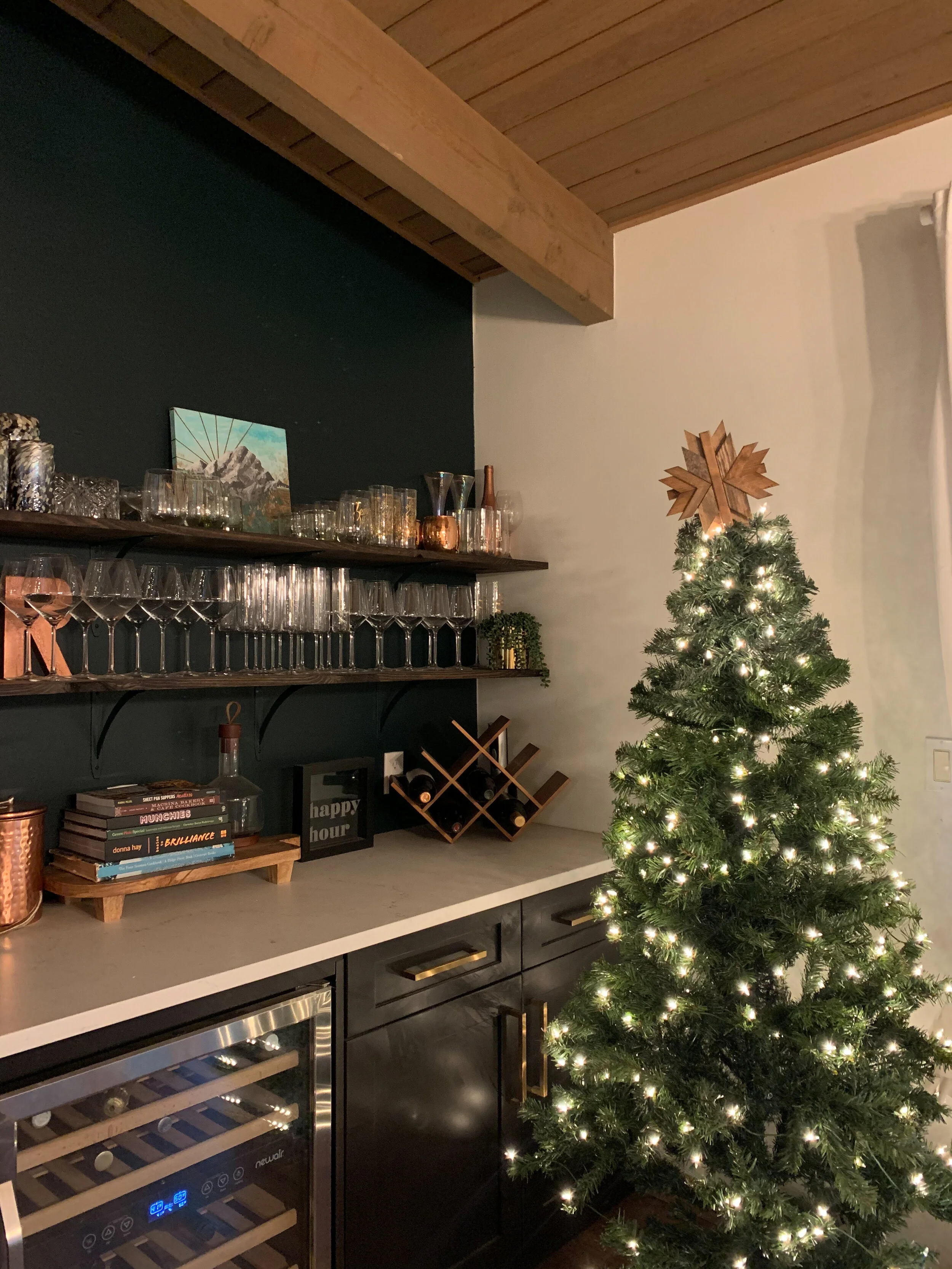 LB 2020 oranments stained tree topper 1.JPG