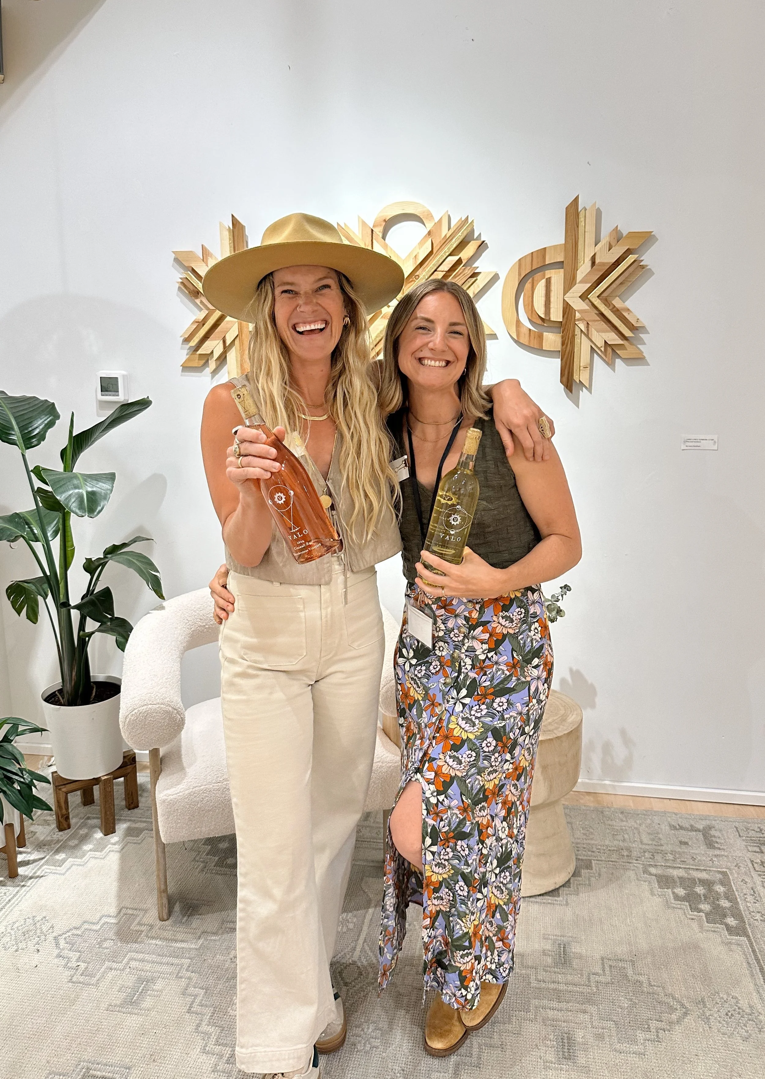 FIRST DIBS / EDMONDS SIP &amp; SHOP EVENT 