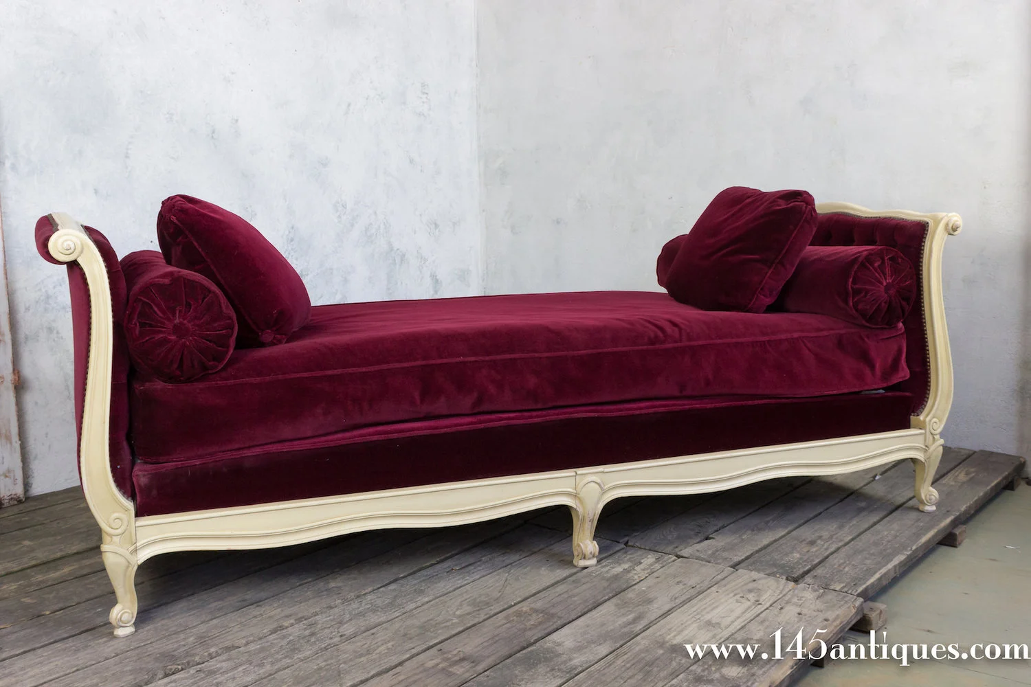 French Louis XV Style Daybed