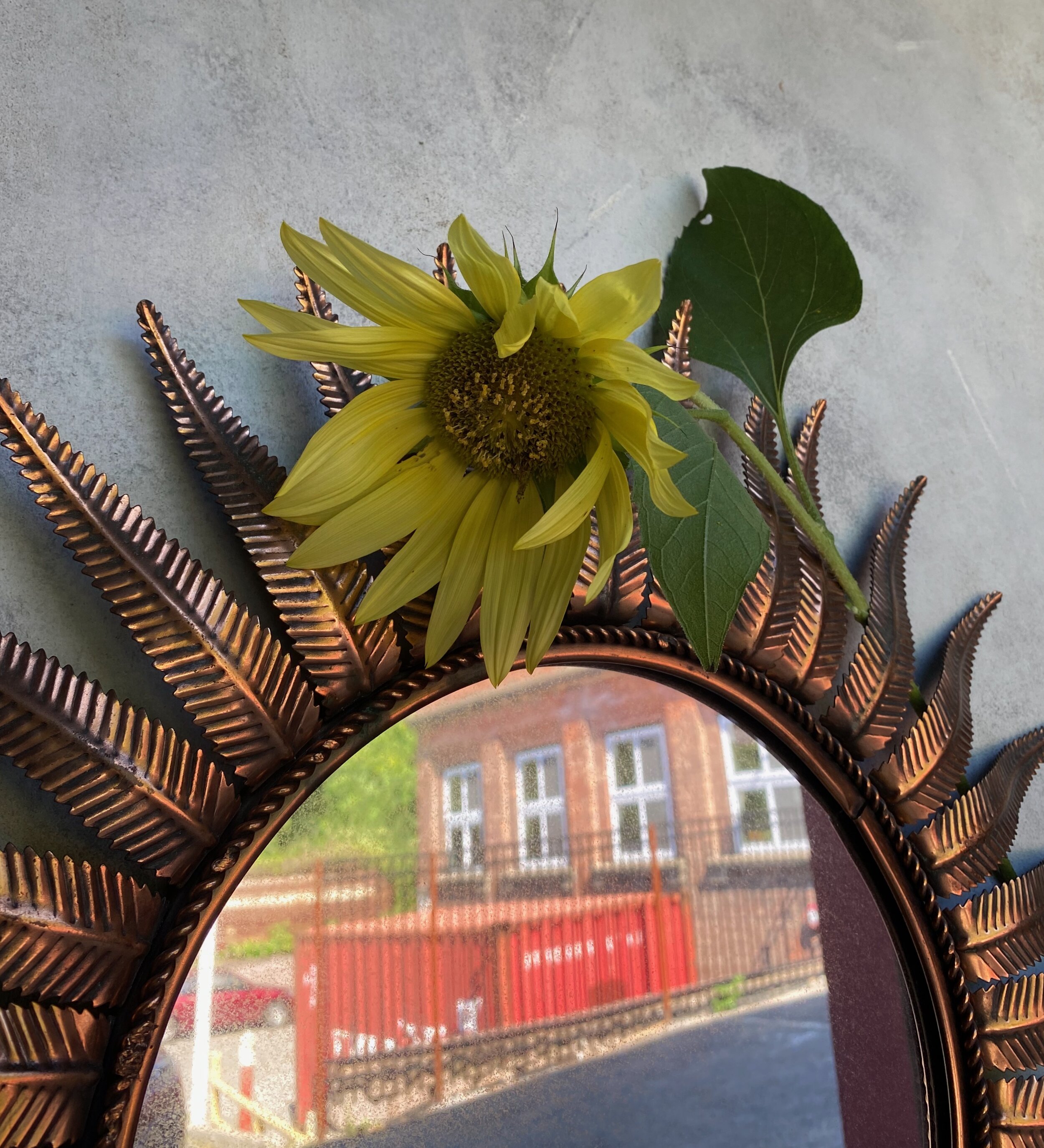 Round Spanish Copper Plated Sunburst Mirror With Curved Leaves  (DS0106-19)